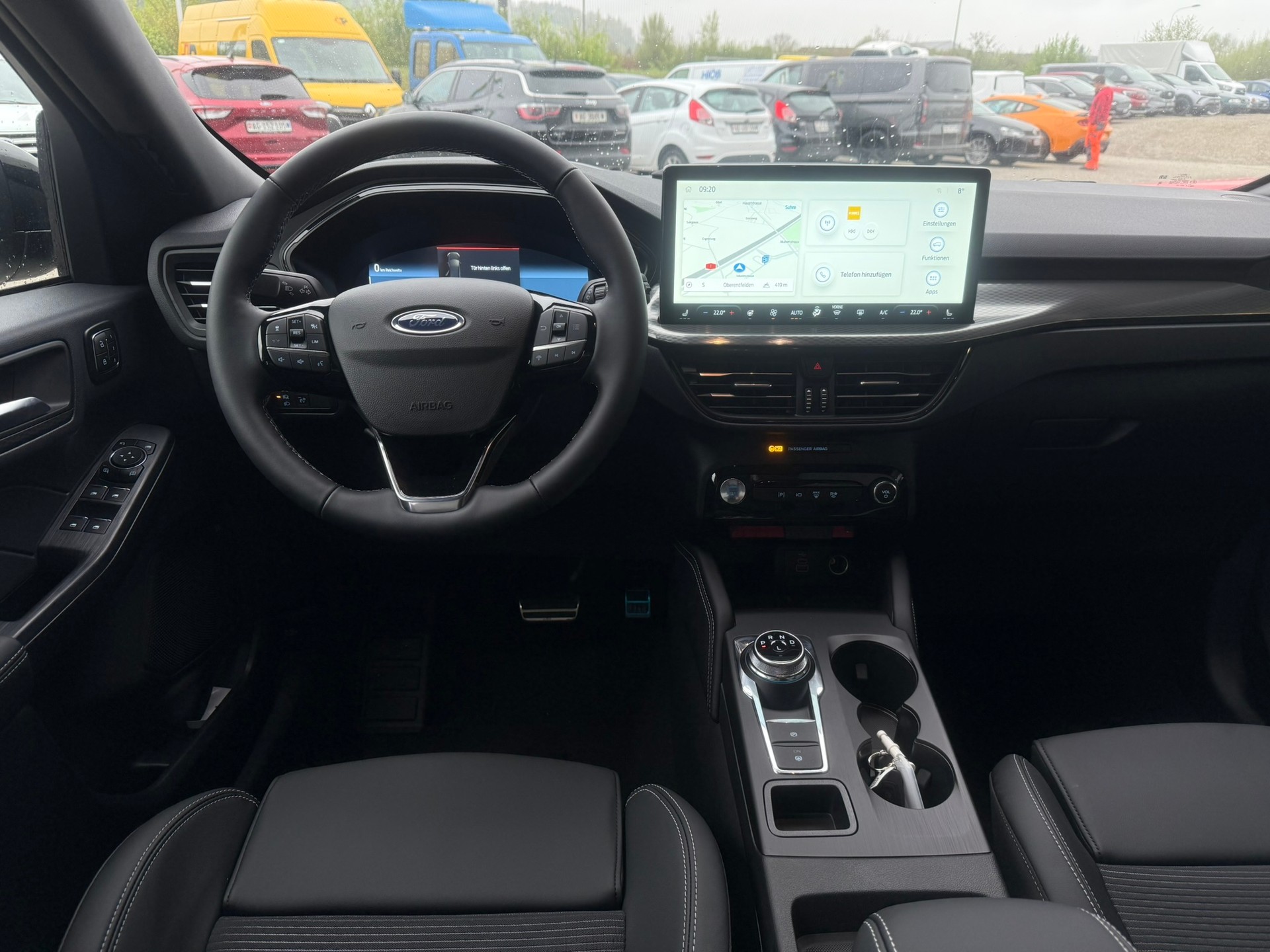 FORD Kuga 2.5 PHEV Sound Edition FWD-image-9
