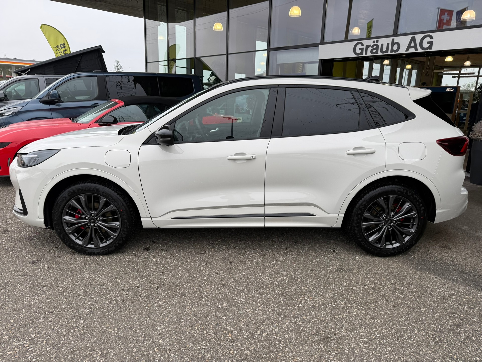 FORD Kuga 2.5 PHEV Sound Edition FWD-image-3