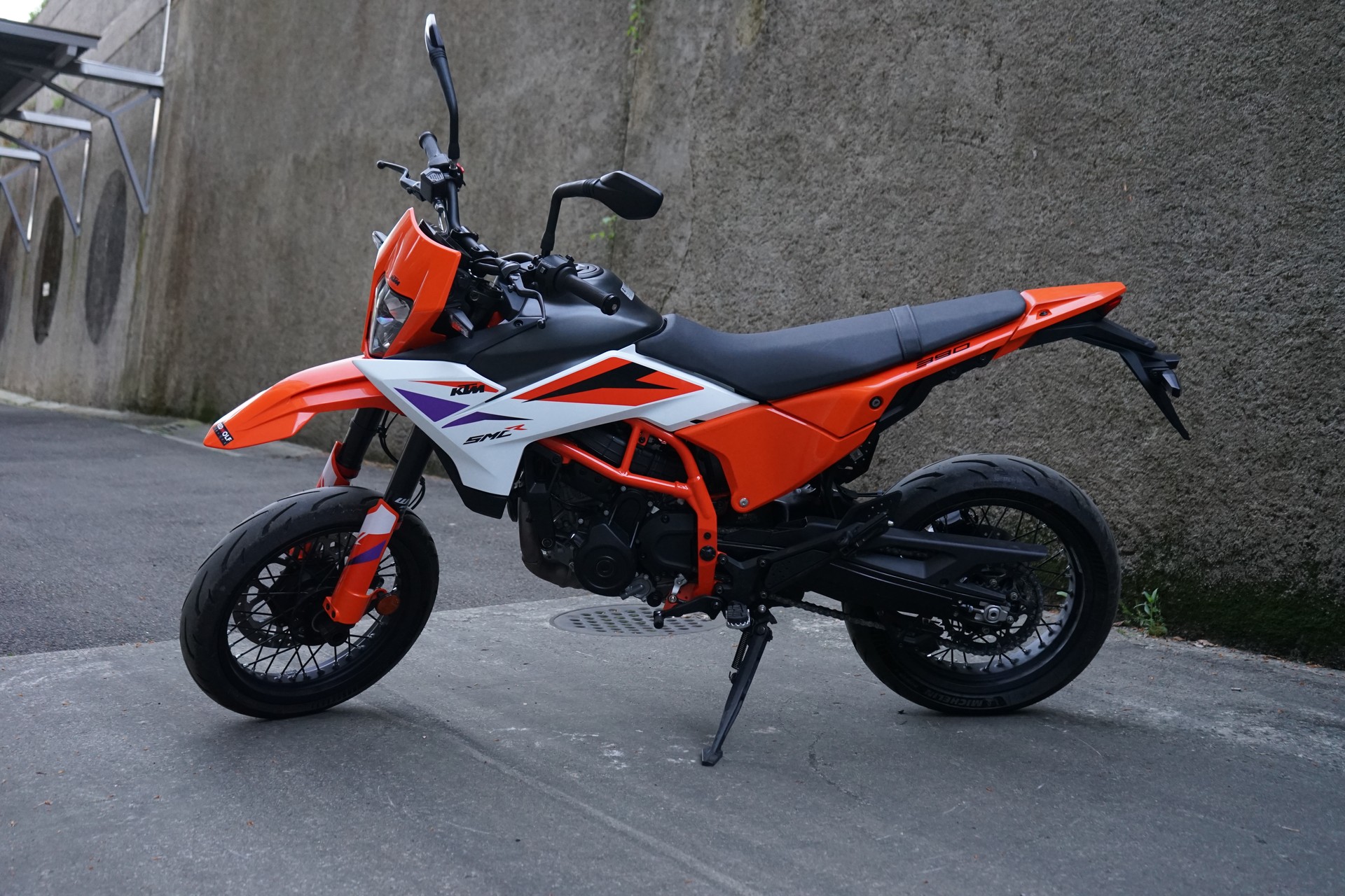 KTM 390 SMC R