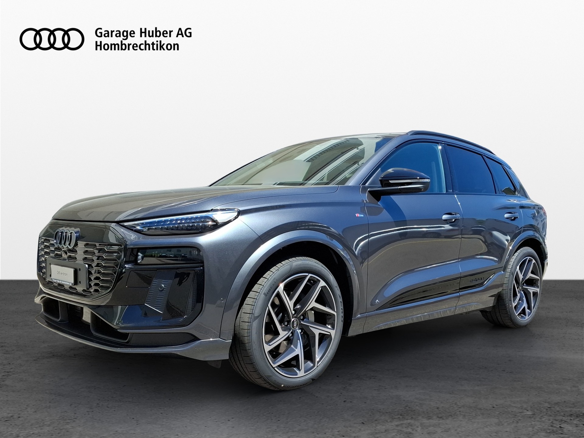 AUDI Q6 e-tron quattro-image-0