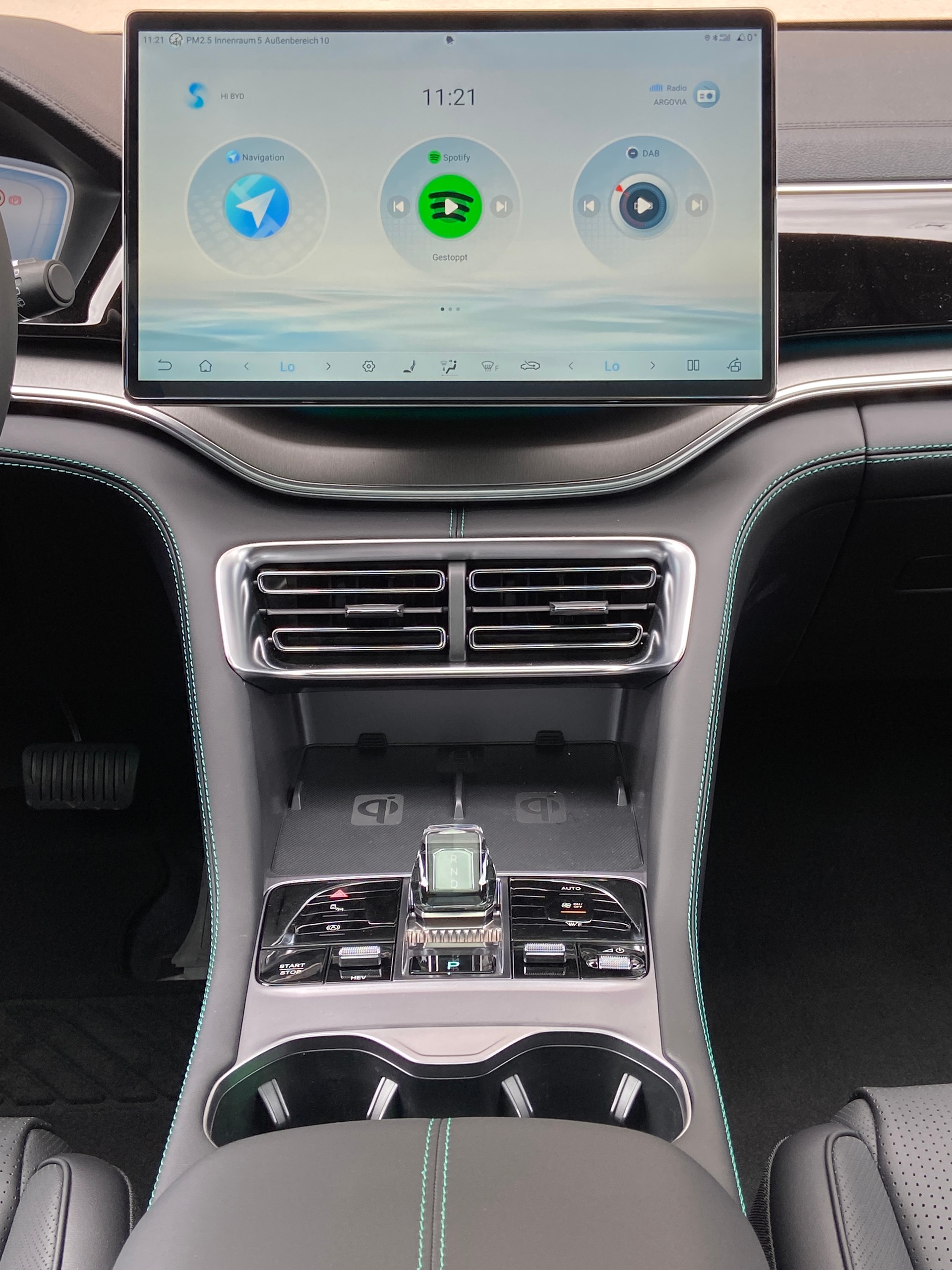 BYD Seal U DM-i Design AWD-image-9