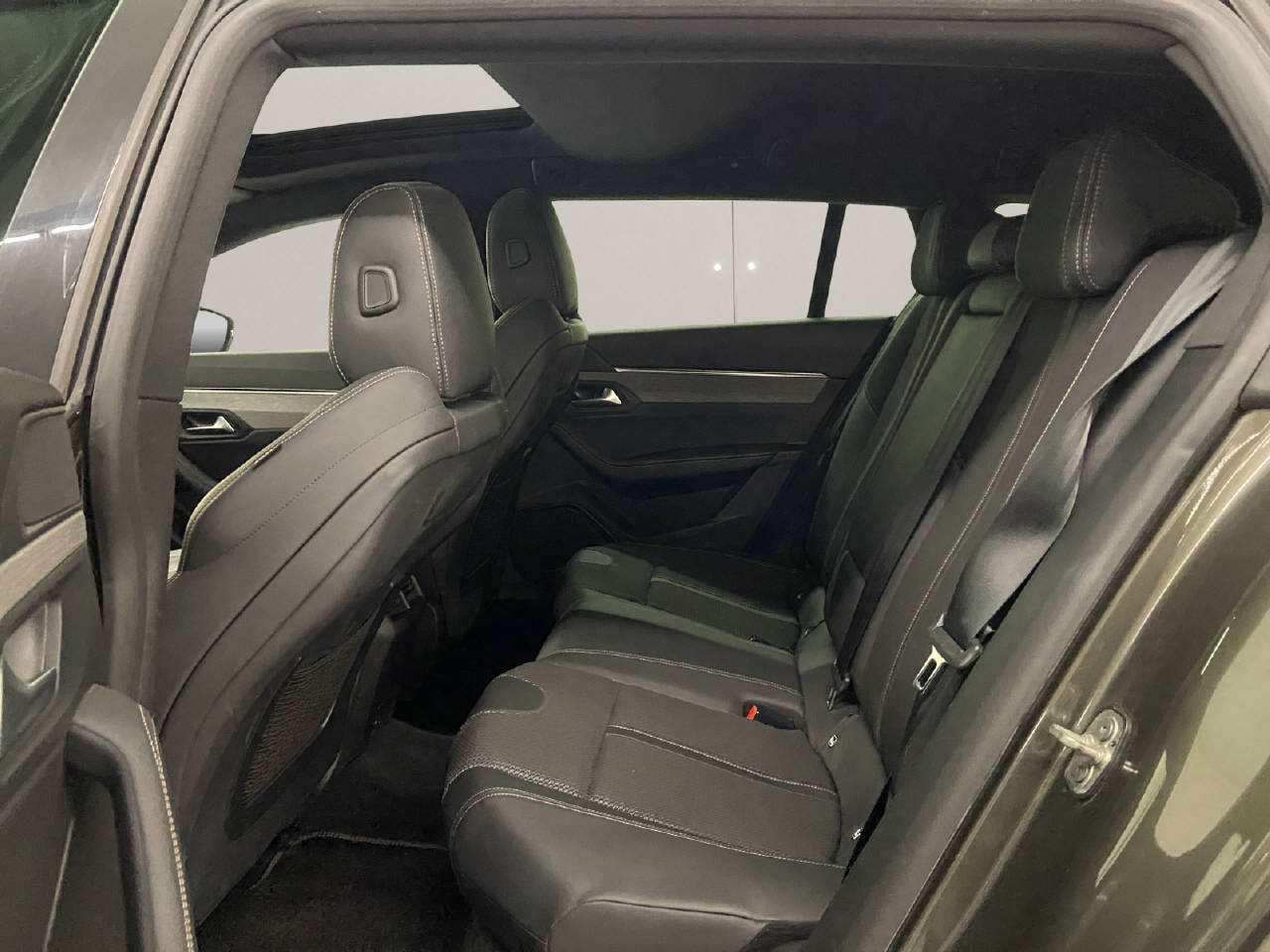 PEUGEOT 508 SW 1.6 PureTech GT Line-image-10