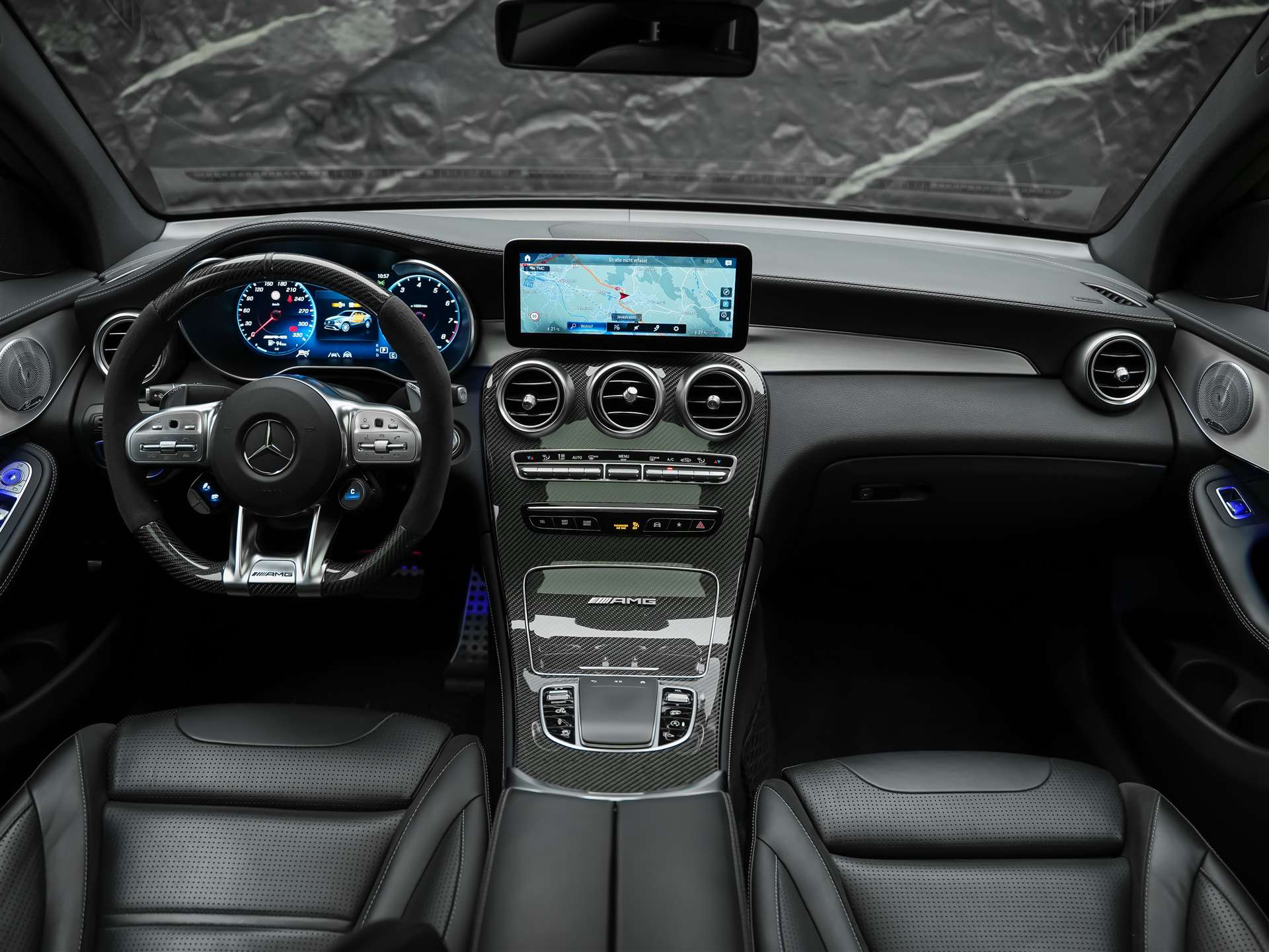 MERCEDES-BENZ GLC Coupé 63 S AMG 4Matic 9G-Tronic *CH-Auto*Panorama*Sitzlüftung*Head up Display*-image-19