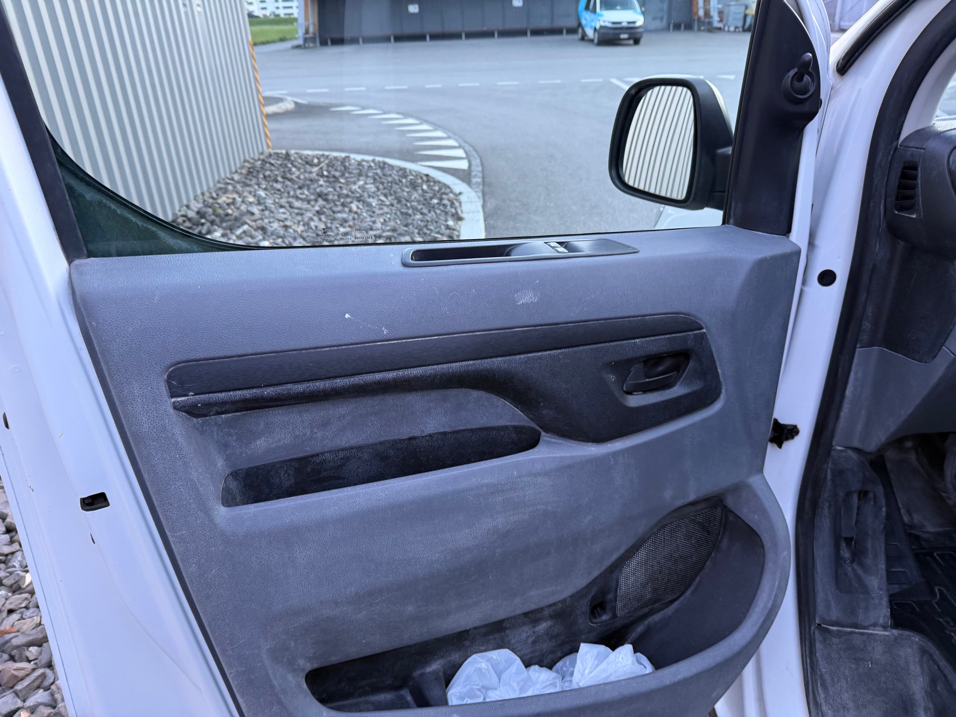TOYOTA 1.6 TURBO DIESEL PROACE 1..6— 6. PLACES — CROCHET 2000 kg-image-13