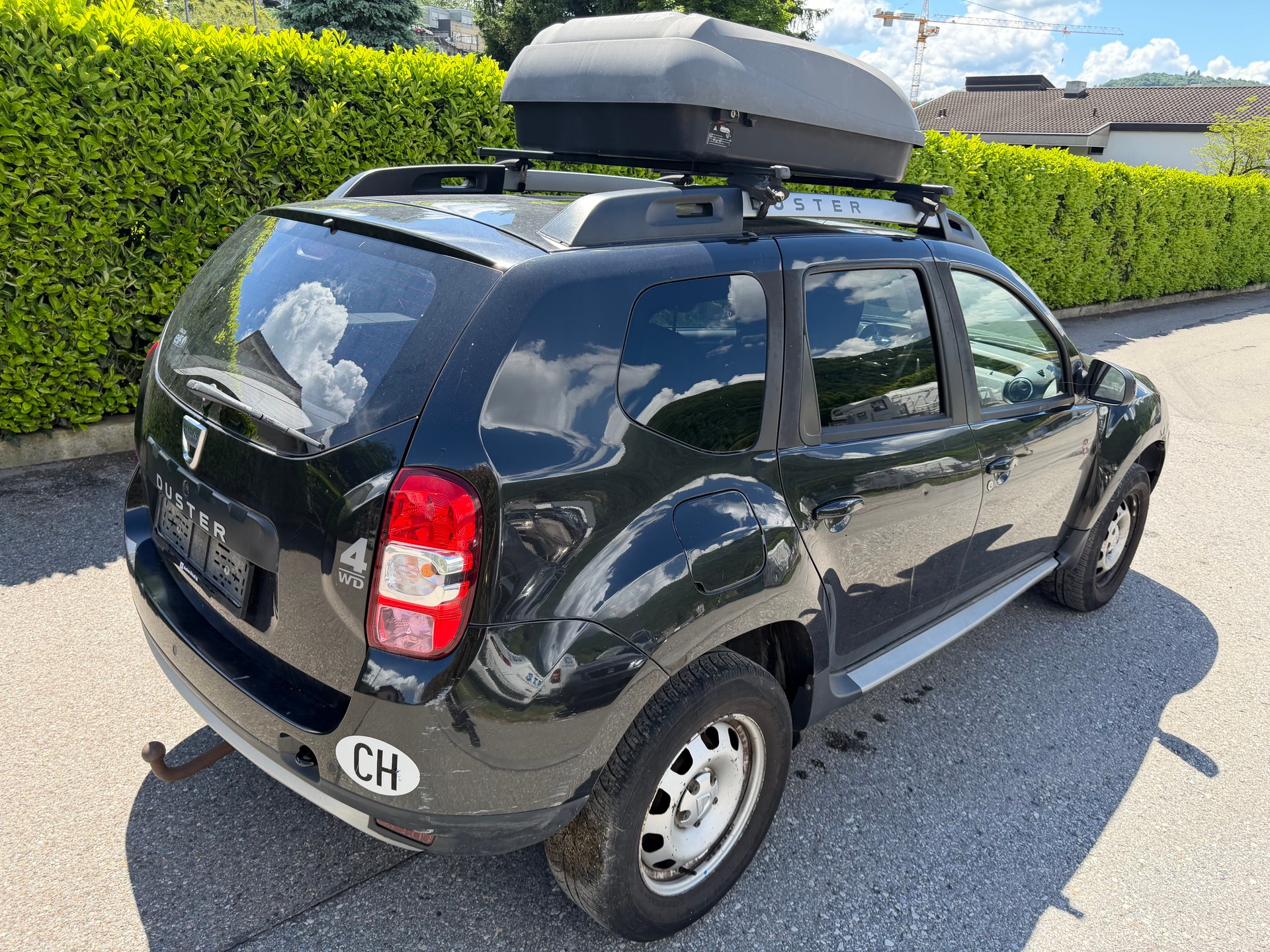 DACIA Duster 1.2 T Celebration 4x4-image-3