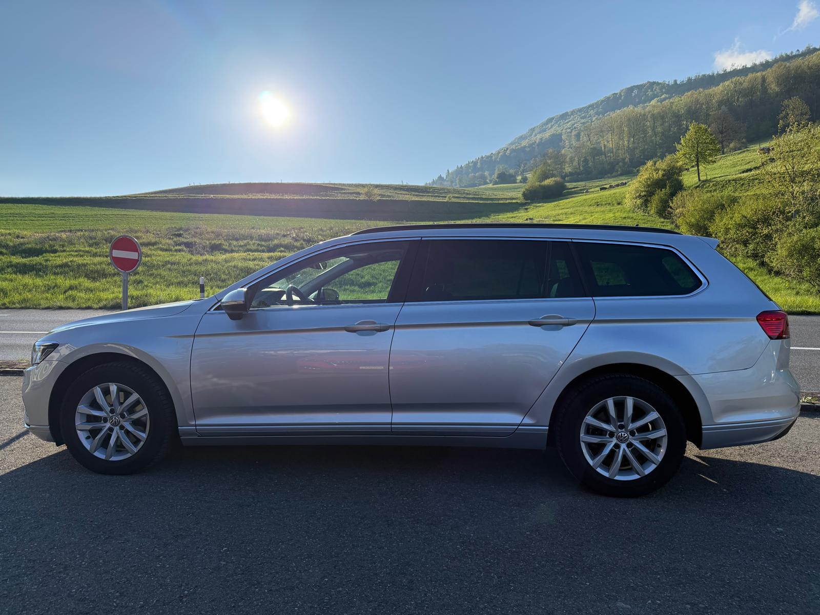 VW Passat Variant 1.6 TDI Business DSG-showroom-element-2