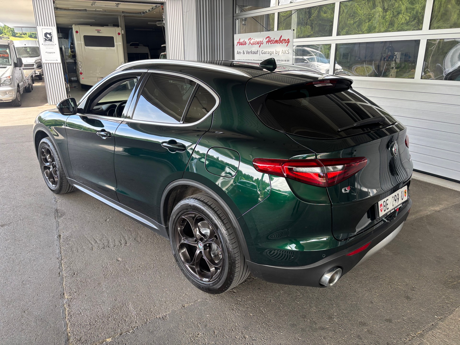 ALFA ROMEO Stelvio 2.0 Executive Q4 Automatic-showroom-element-2