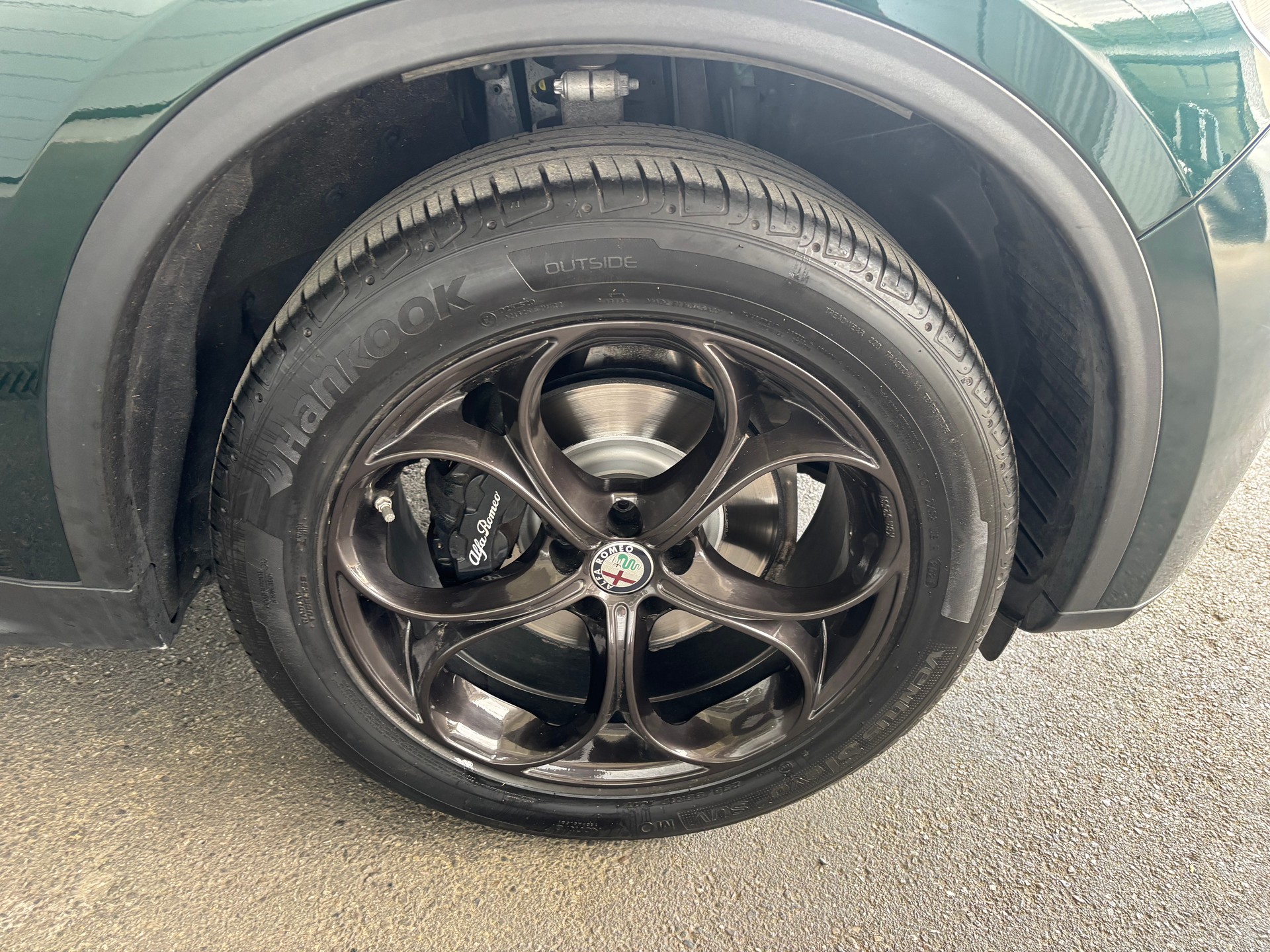 ALFA ROMEO Stelvio 2.0 Executive Q4 Automatic-image-14