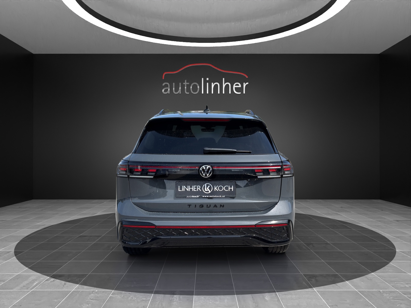 VW Tiguan 2.0 TDI SCR R-Line 4Motion DSG-showroom-element-3
