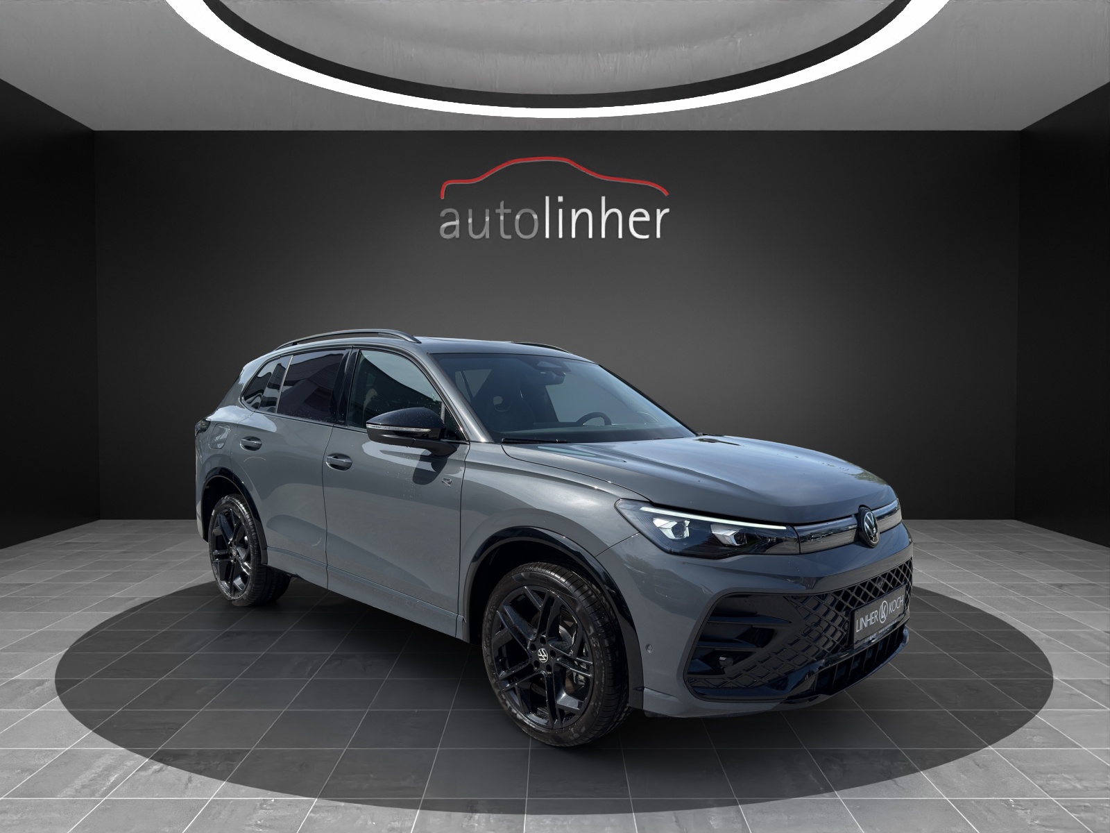 VW Tiguan 2.0 TDI SCR R-Line 4Motion DSG-image-5