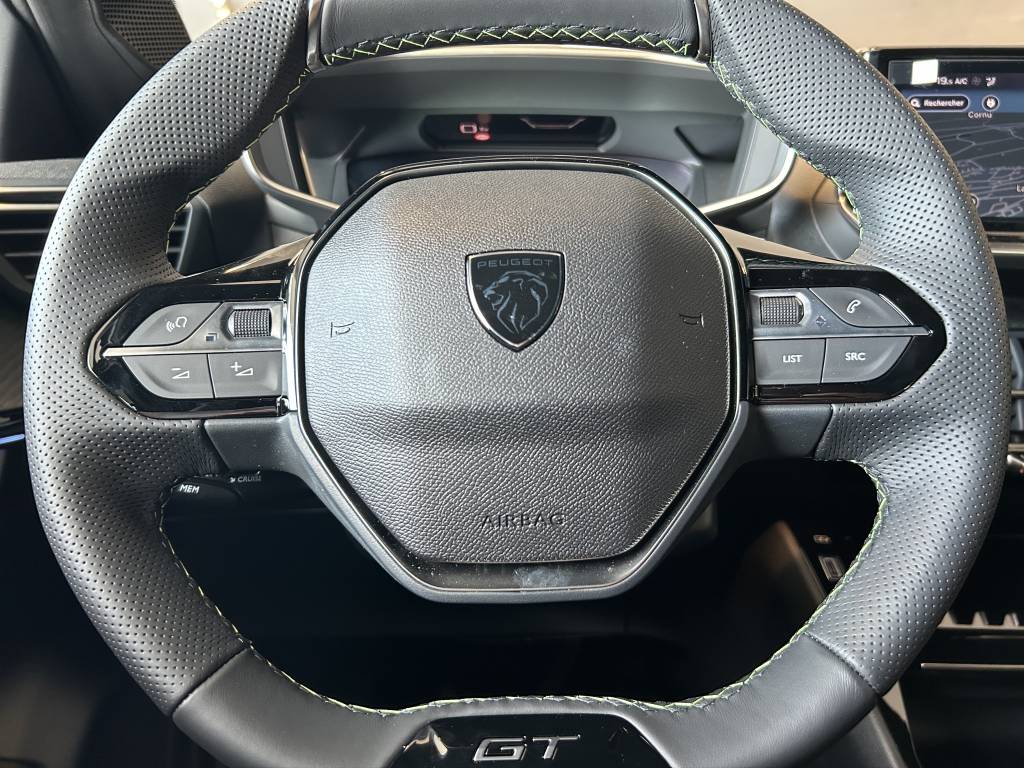 PEUGEOT 208 Elektrik 100 kW GT-image-14