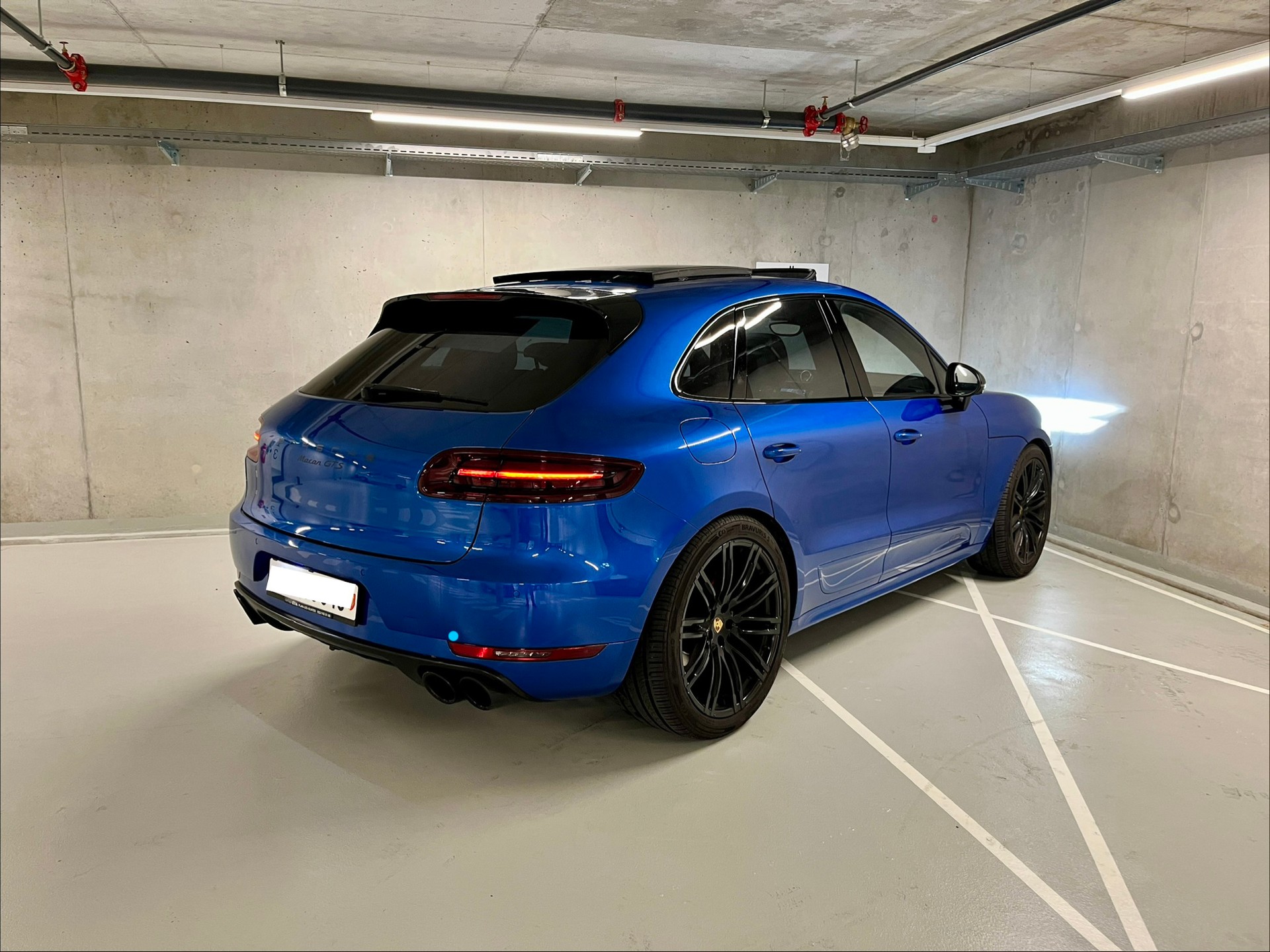 PORSCHE Macan GTS PDK-image-4