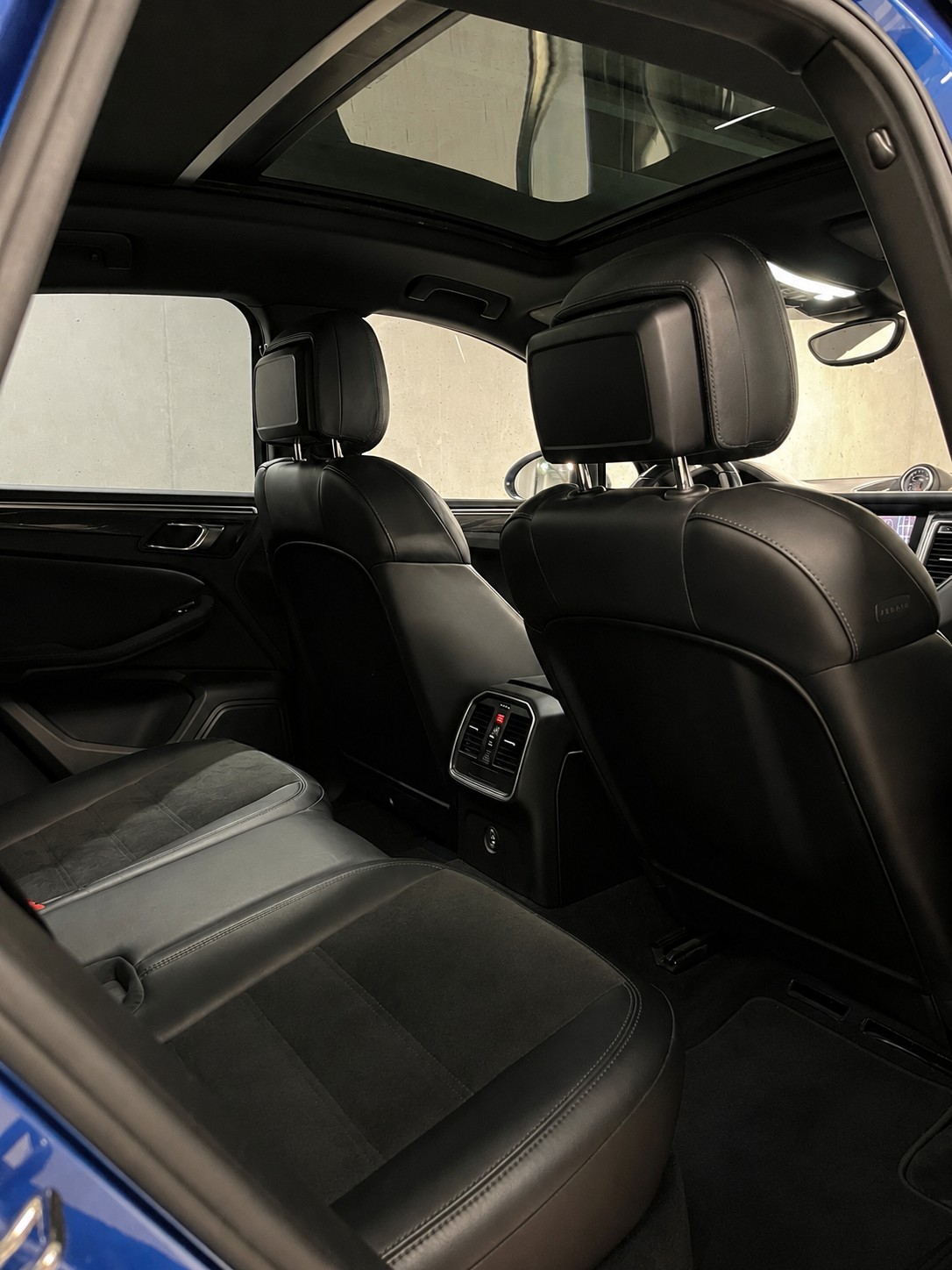 PORSCHE Macan GTS PDK-image-11