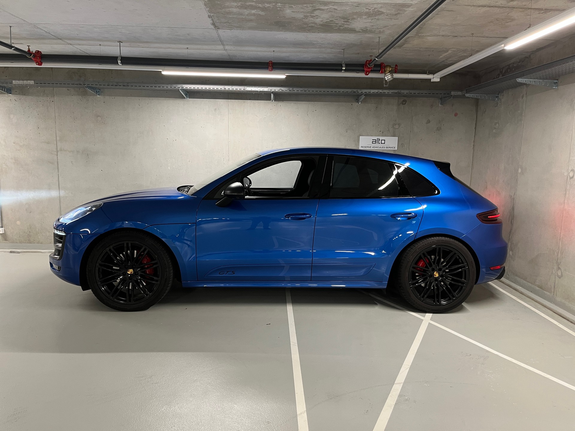 PORSCHE Macan GTS PDK-image-1
