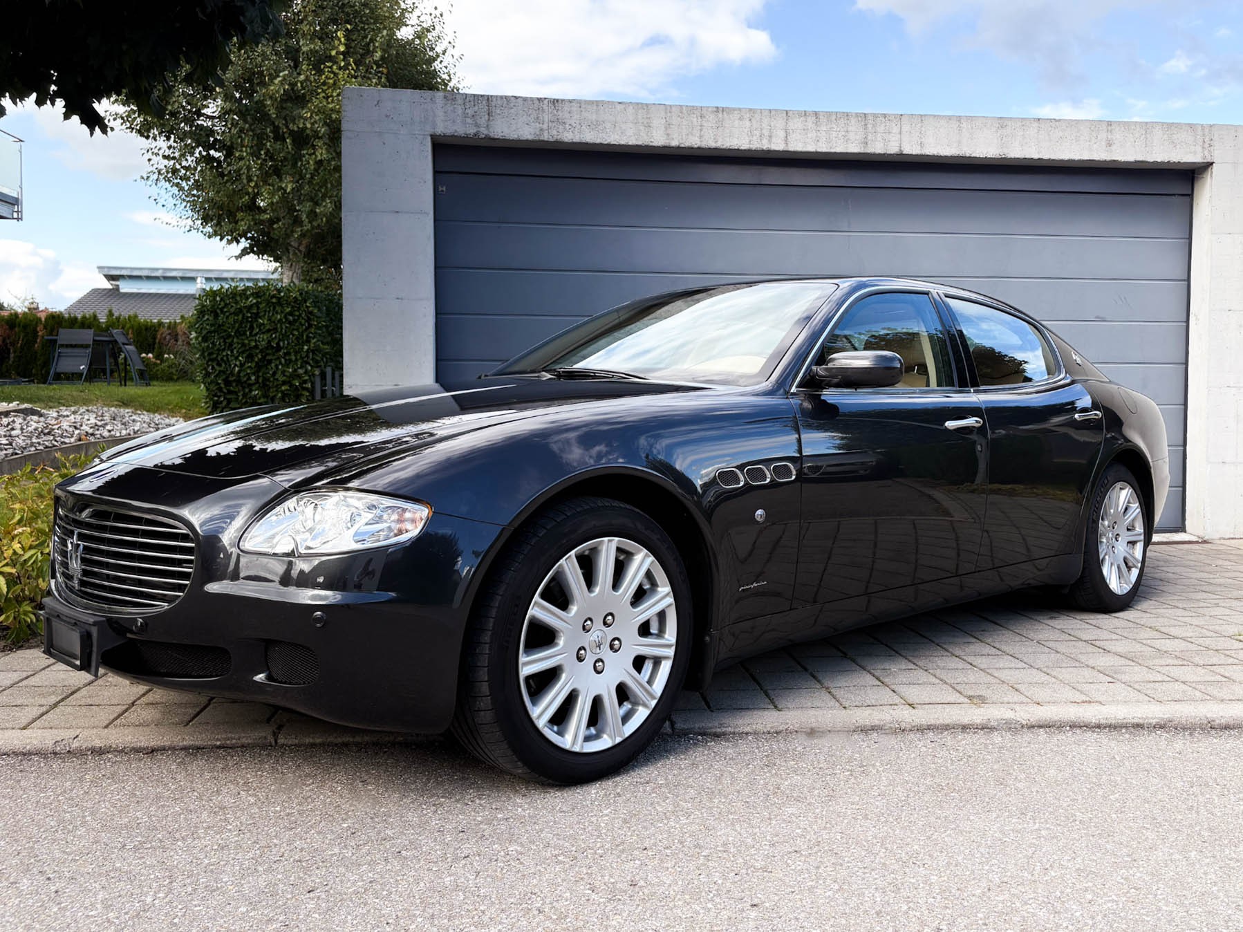 MASERATI 4.2 V8