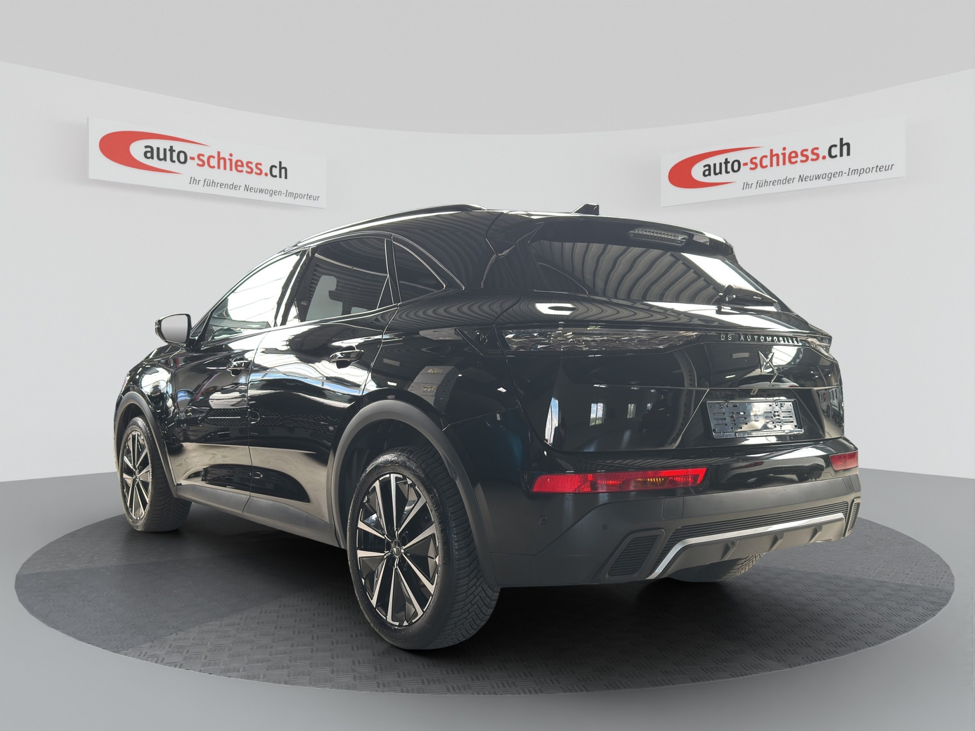 DS AUTOMOBILES DS 7 Crossback 1.5 BlueHDi Rivoli EAT8-showroom-element-2