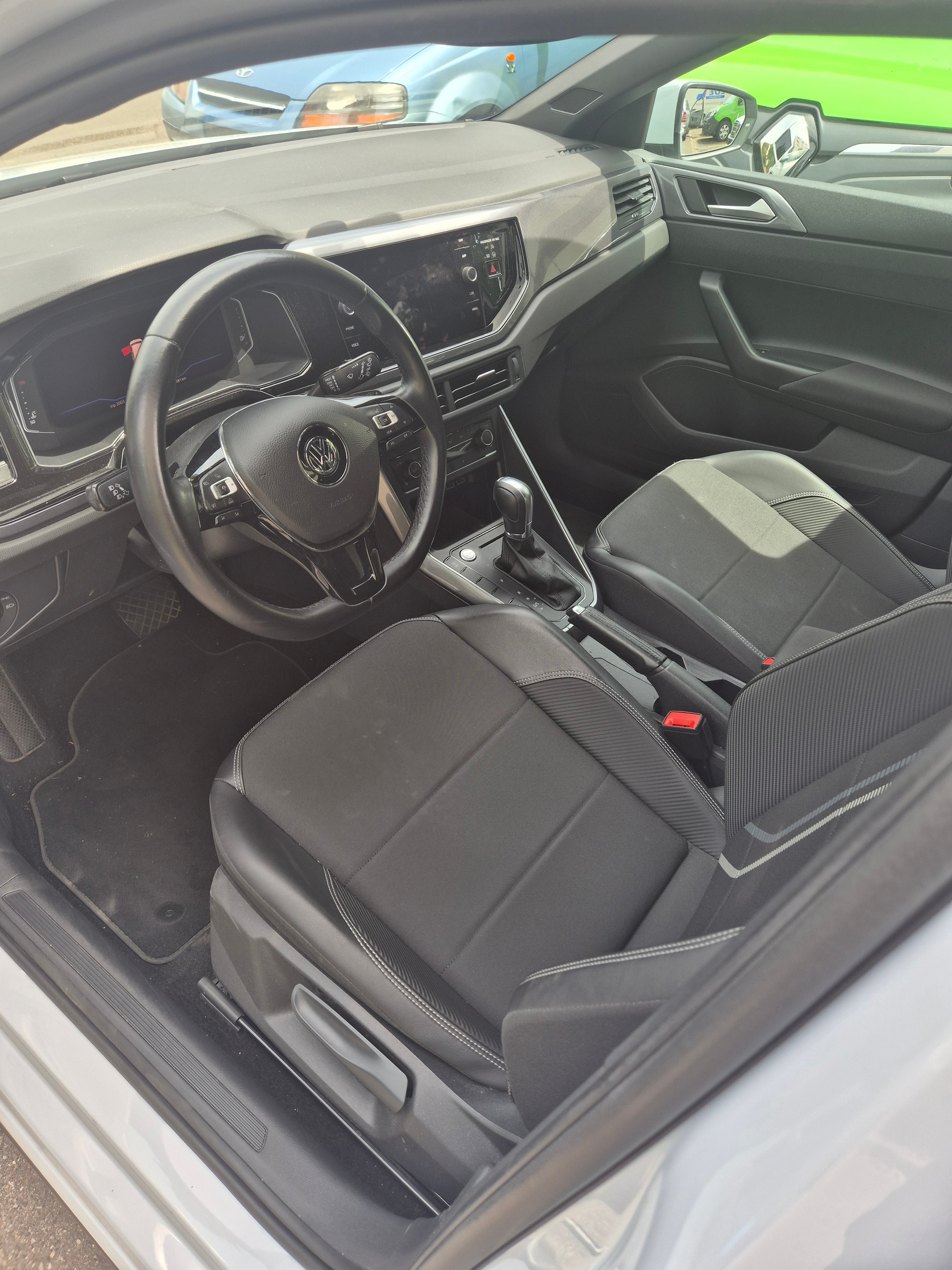 VW Polo 1.0 TSI BMT Highline DSG-image-5