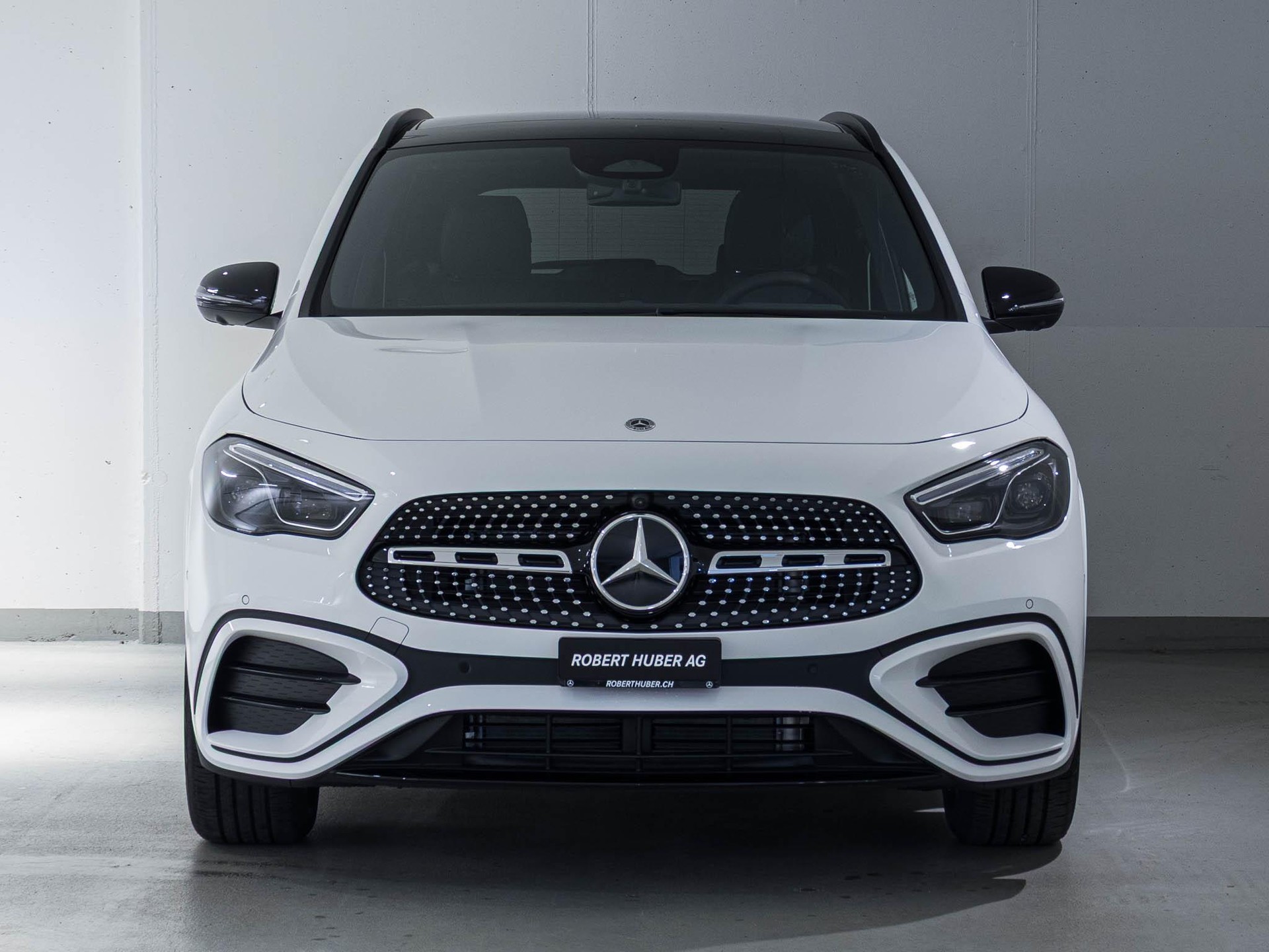 MERCEDES-BENZ GLA 250 4MATIC "Swiss Star"-image-2