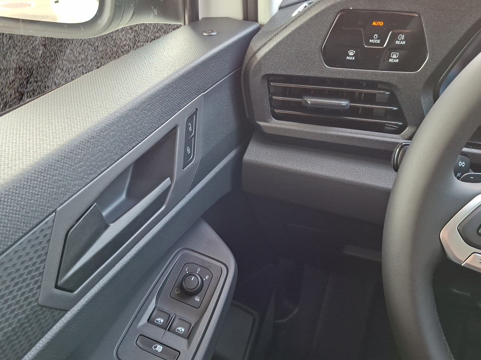 VW Caddy Cargo 1.5 TSI Entry DSG-image-10
