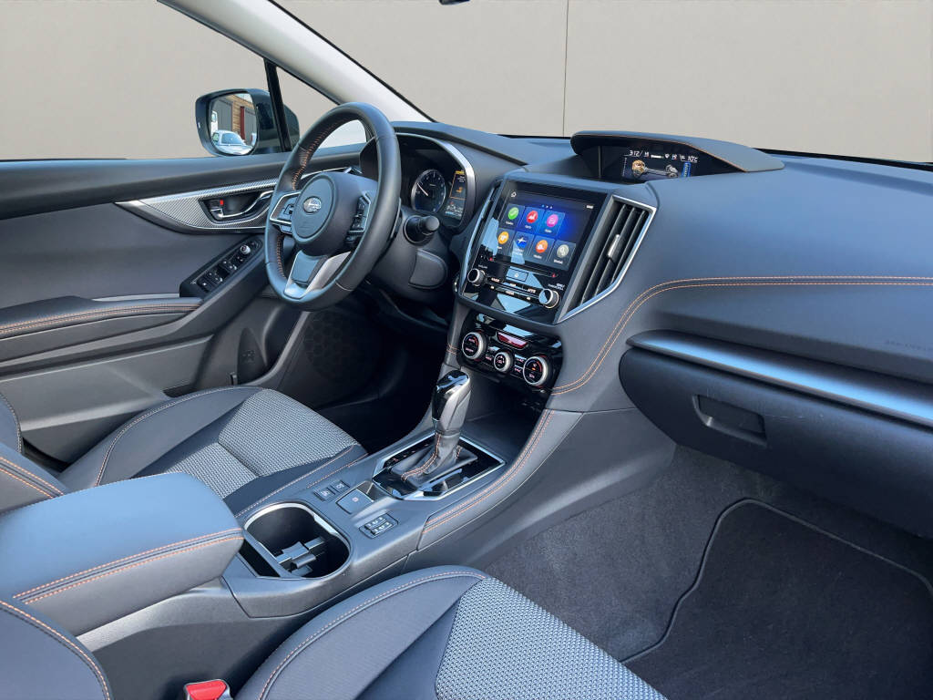 SUBARU XV 2.0i e-Boxer Swiss Plus 4x4 Hybrid-image-7