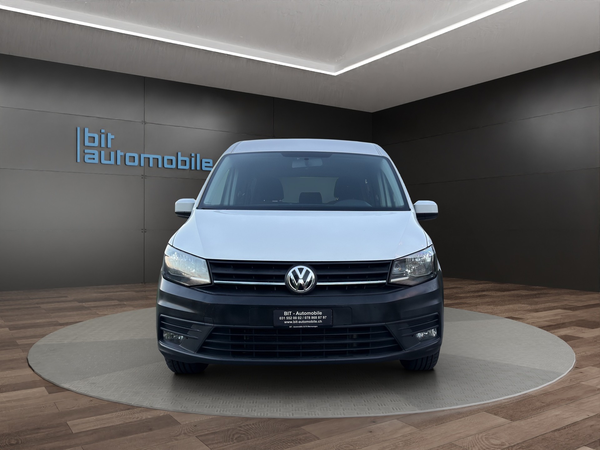 VW Caddy Maxi 2.0TDI BlueMotion Technology DSG-image-1