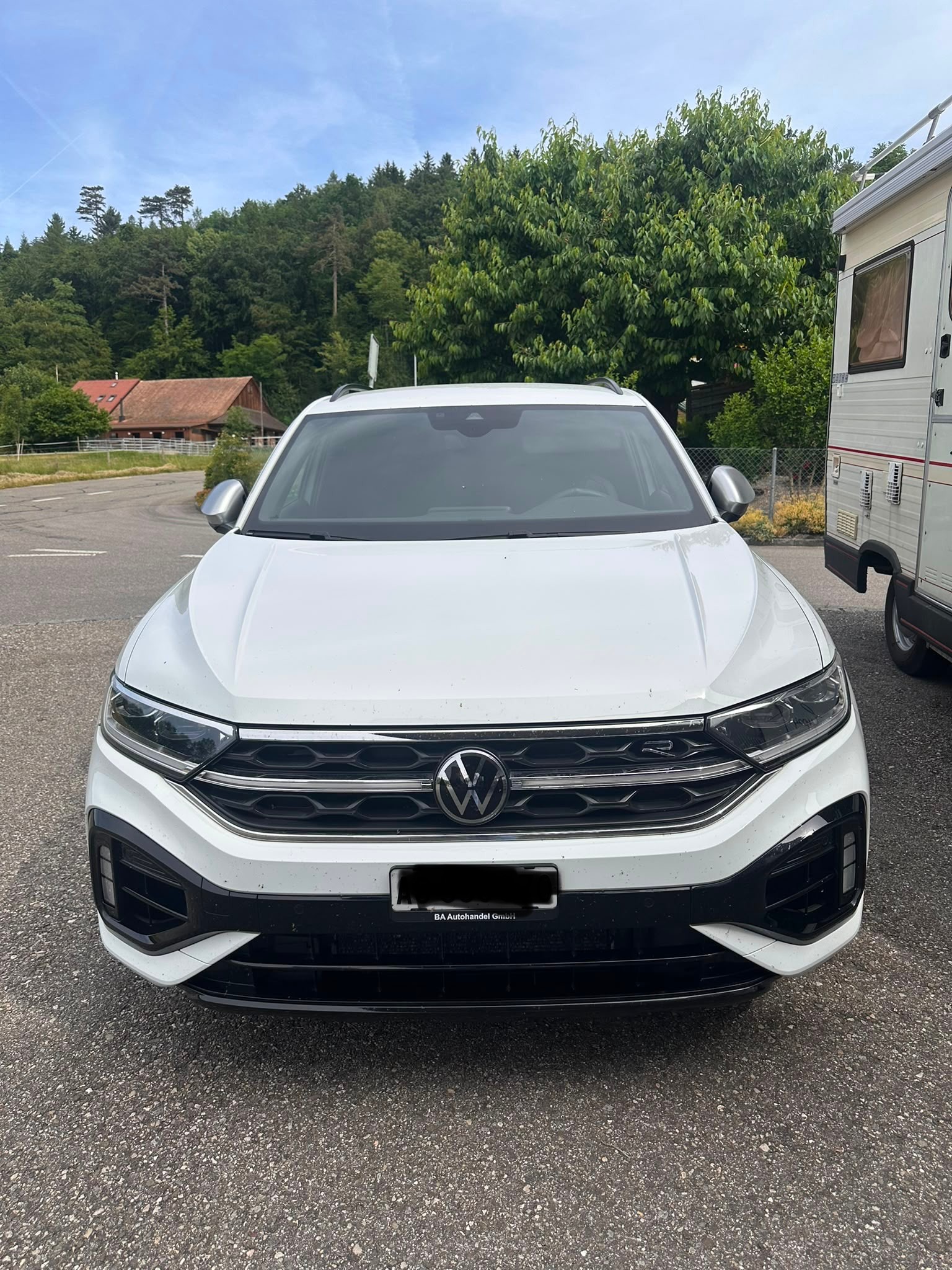 VW 2.0 TSI R DSG 4motion-image-0