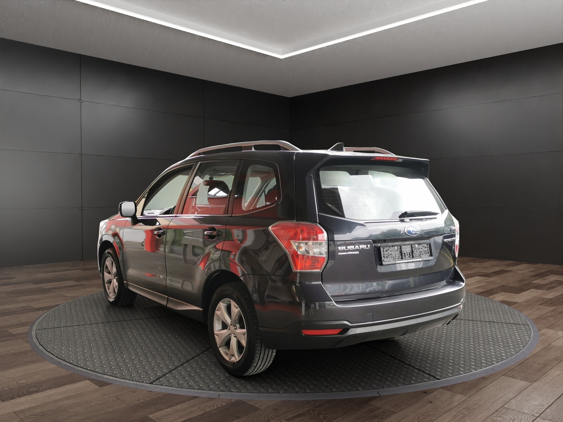 SUBARU Forester 2.0i Swiss-image-6