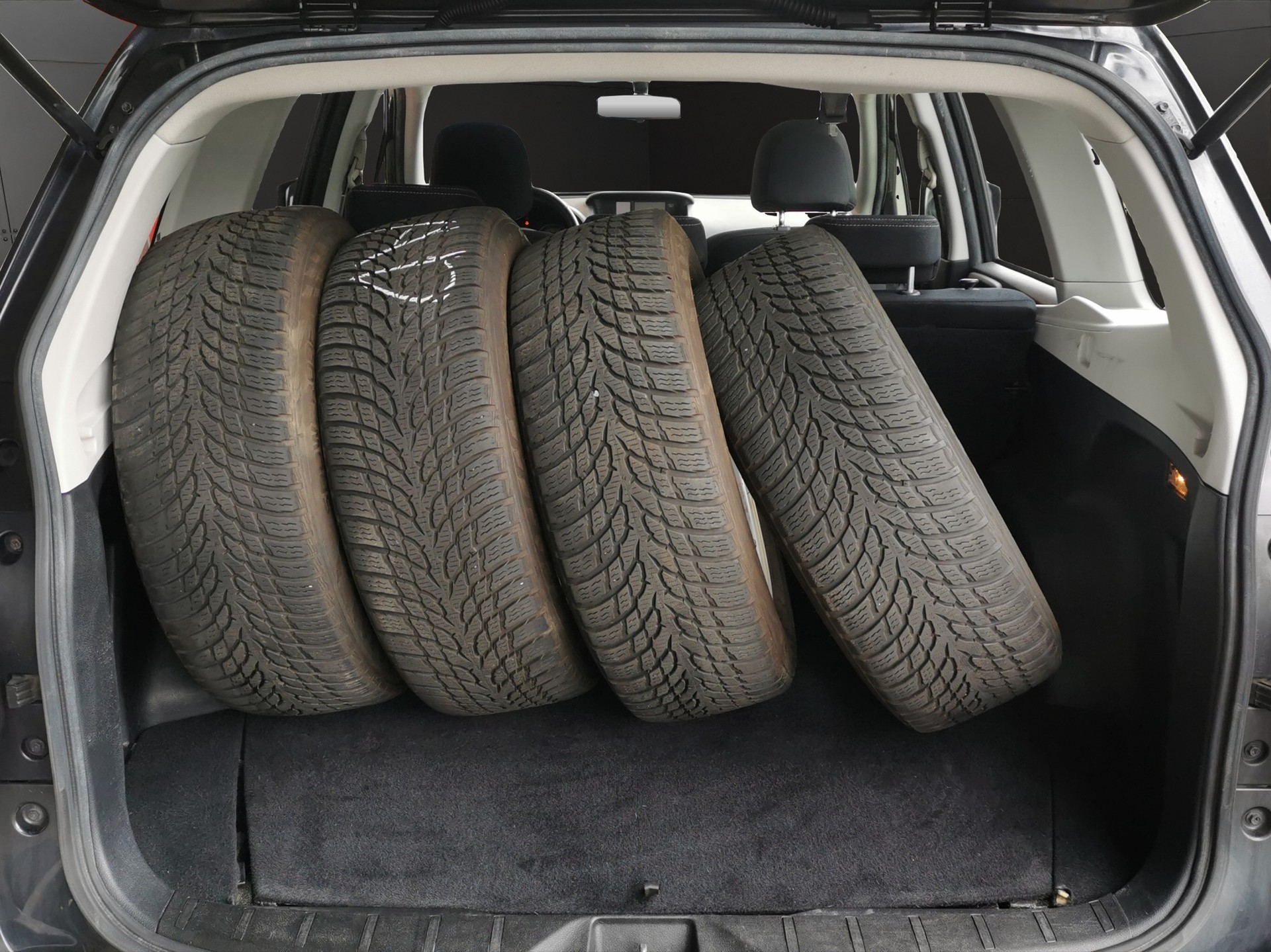 SUBARU Forester 2.0i Swiss-image-8