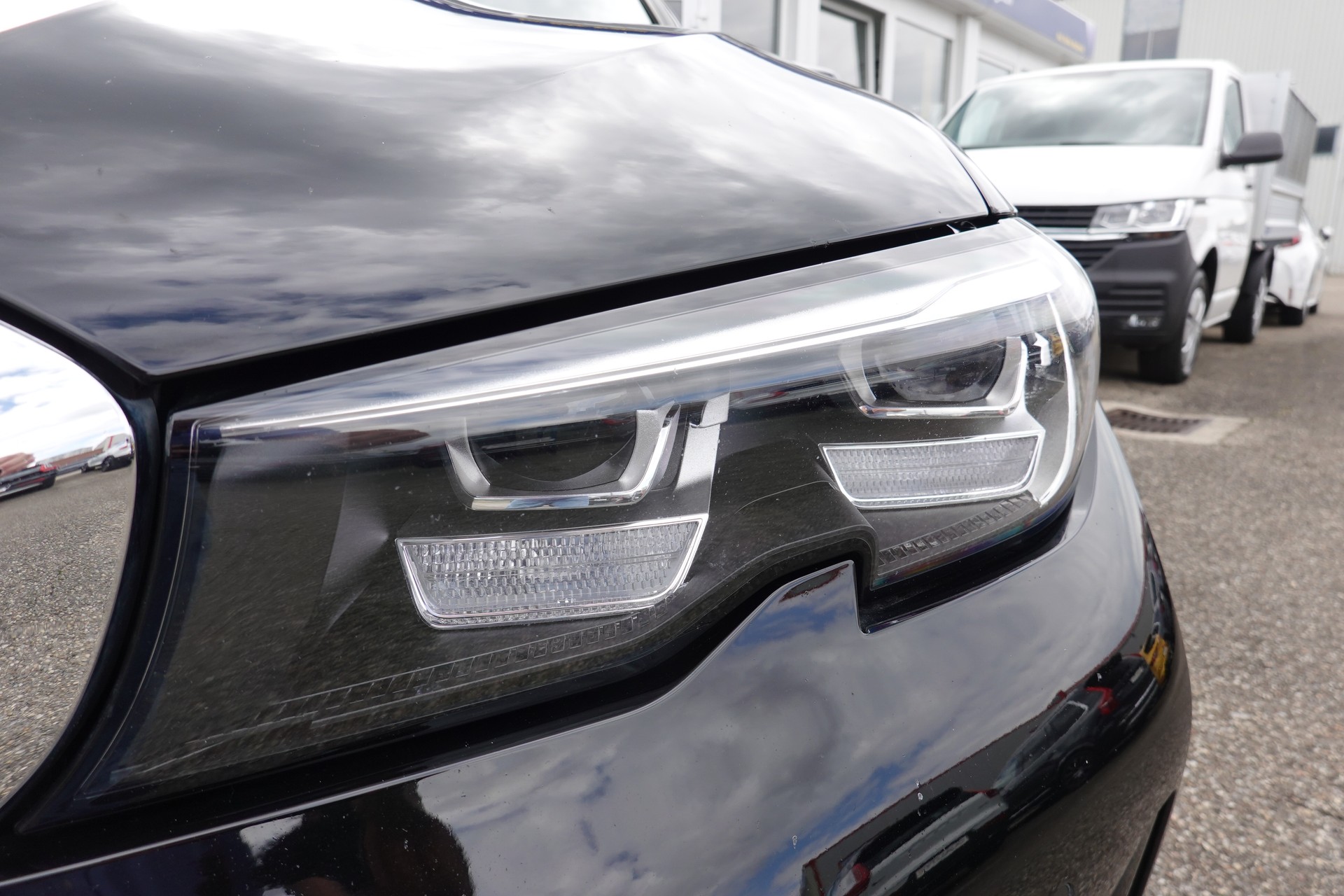 BMW 330i - TOURING - XDRIVE - "ADVANTAGE" - STEPTRONIC - 258 PS-image-6
