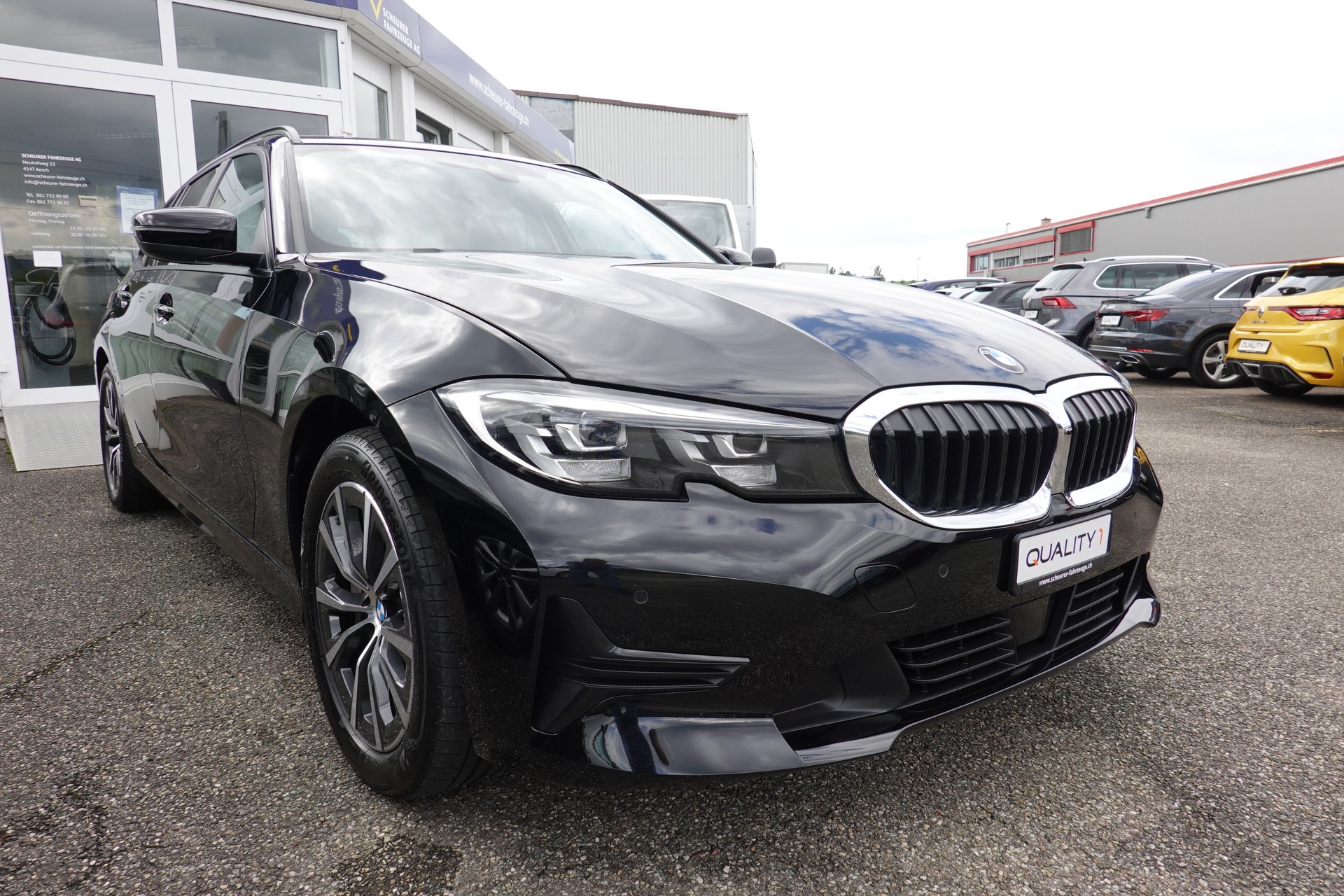 BMW 330i - TOURING - XDRIVE - "ADVANTAGE" - STEPTRONIC - 258 PS-image-4