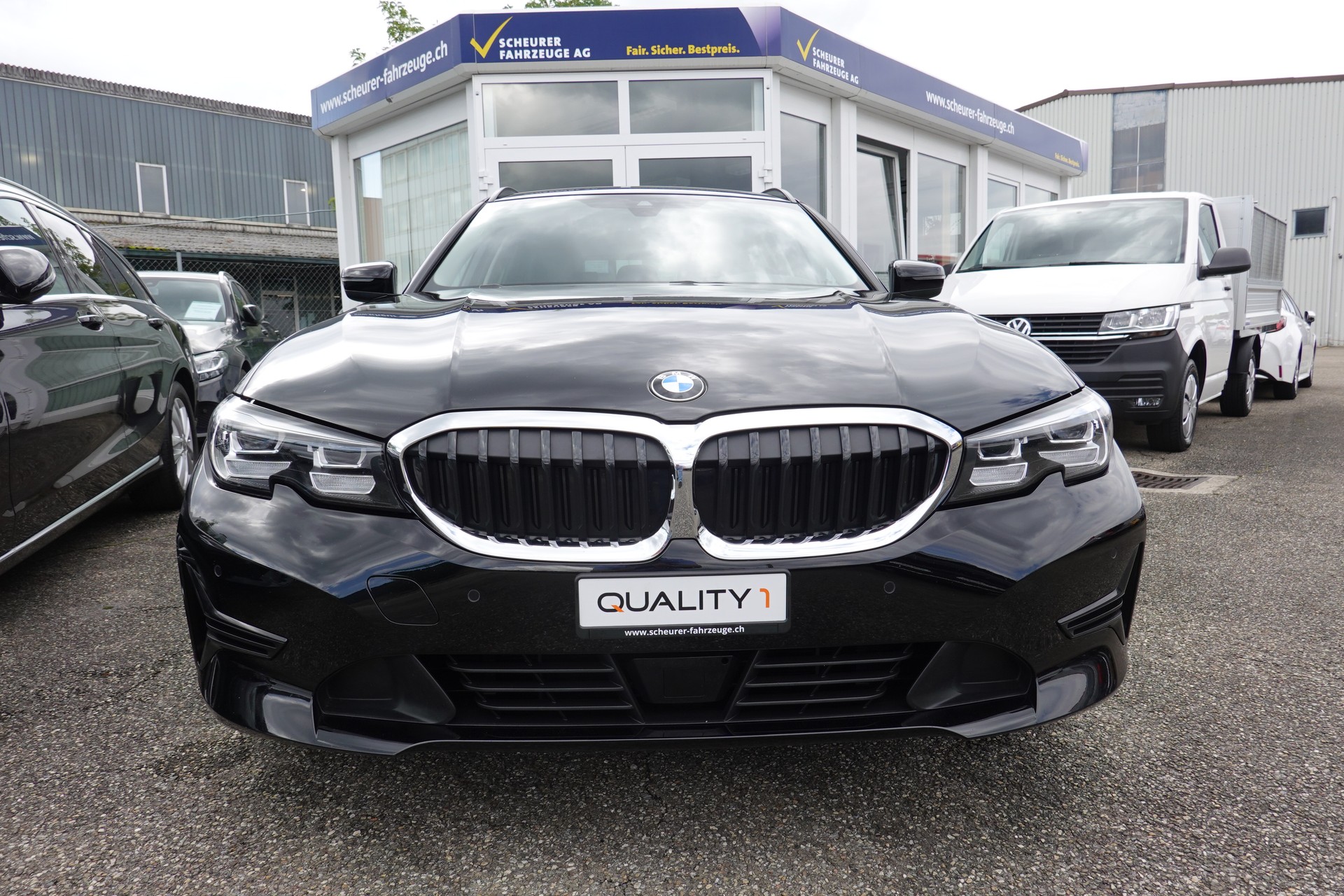 BMW 330i - TOURING - XDRIVE - "ADVANTAGE" - STEPTRONIC - 258 PS-image-5