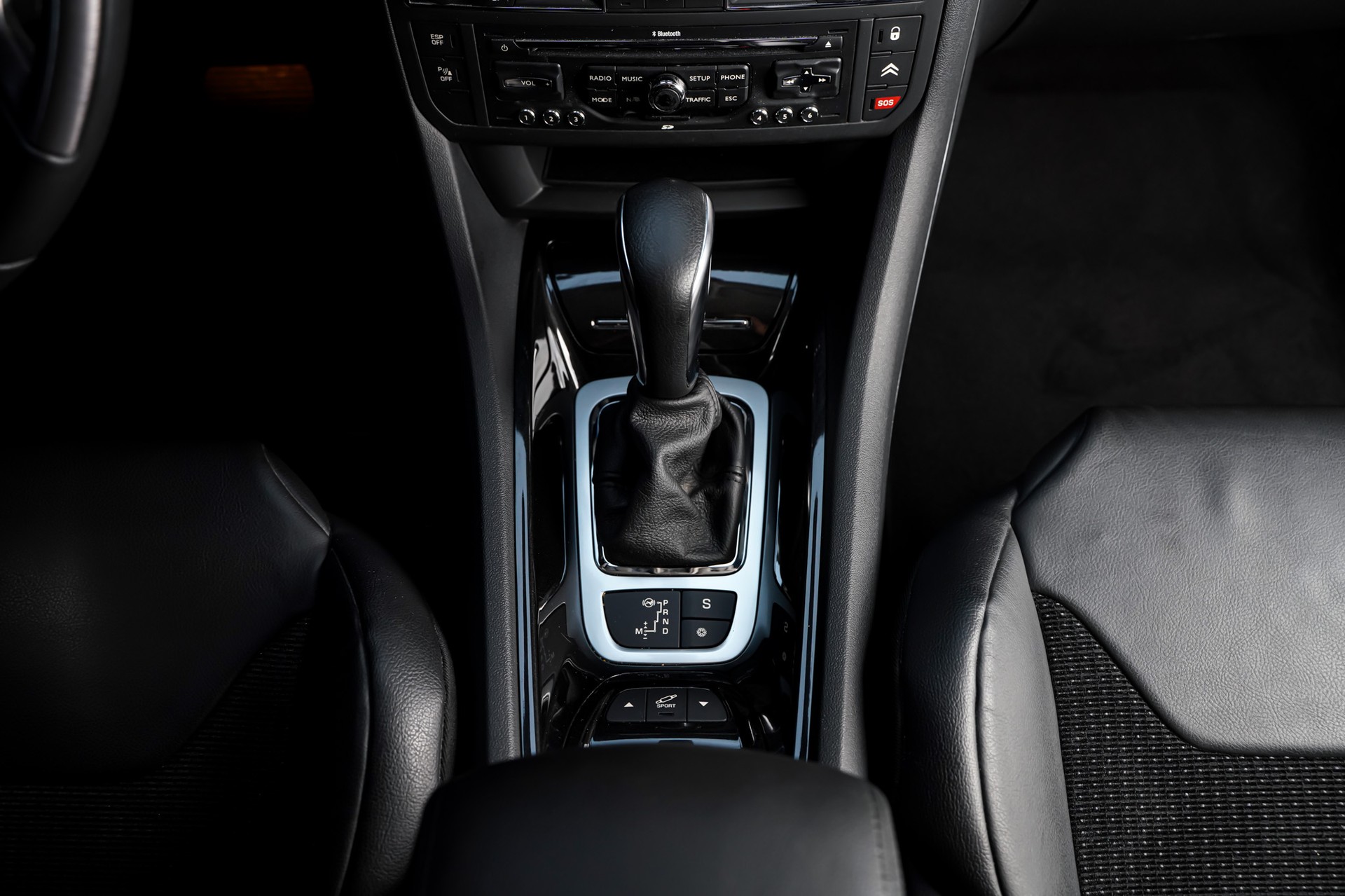 CITROEN C5 Tourer 3.0 HDi V6 Exclusive Automatic-image-24