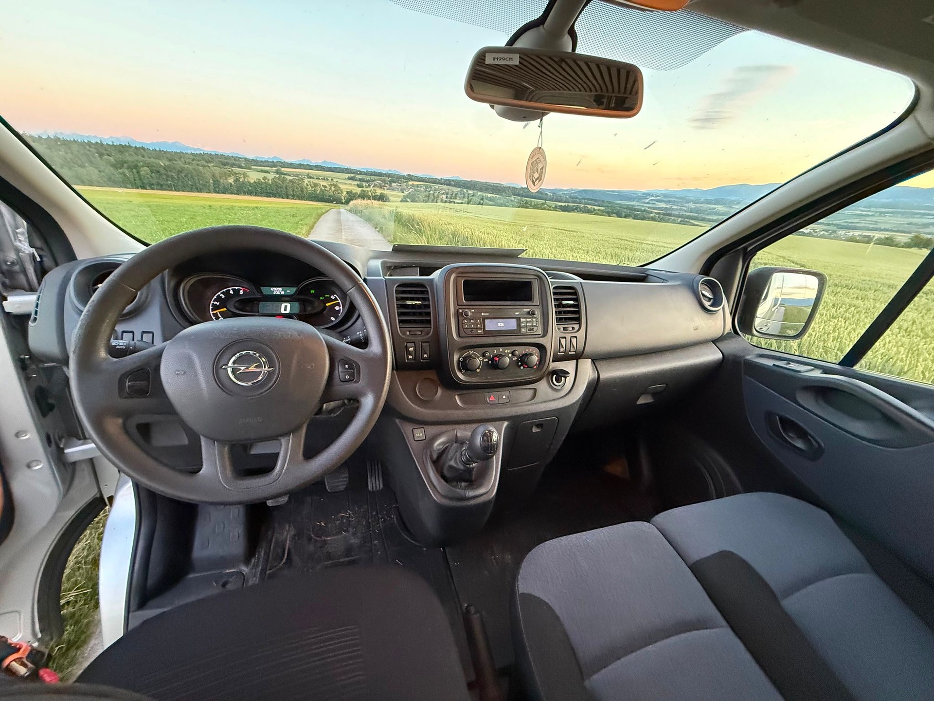 OPEL Vivaro 1.6 BiTurbo CDTI ecoFLEX 2.9t L1H1-image-12
