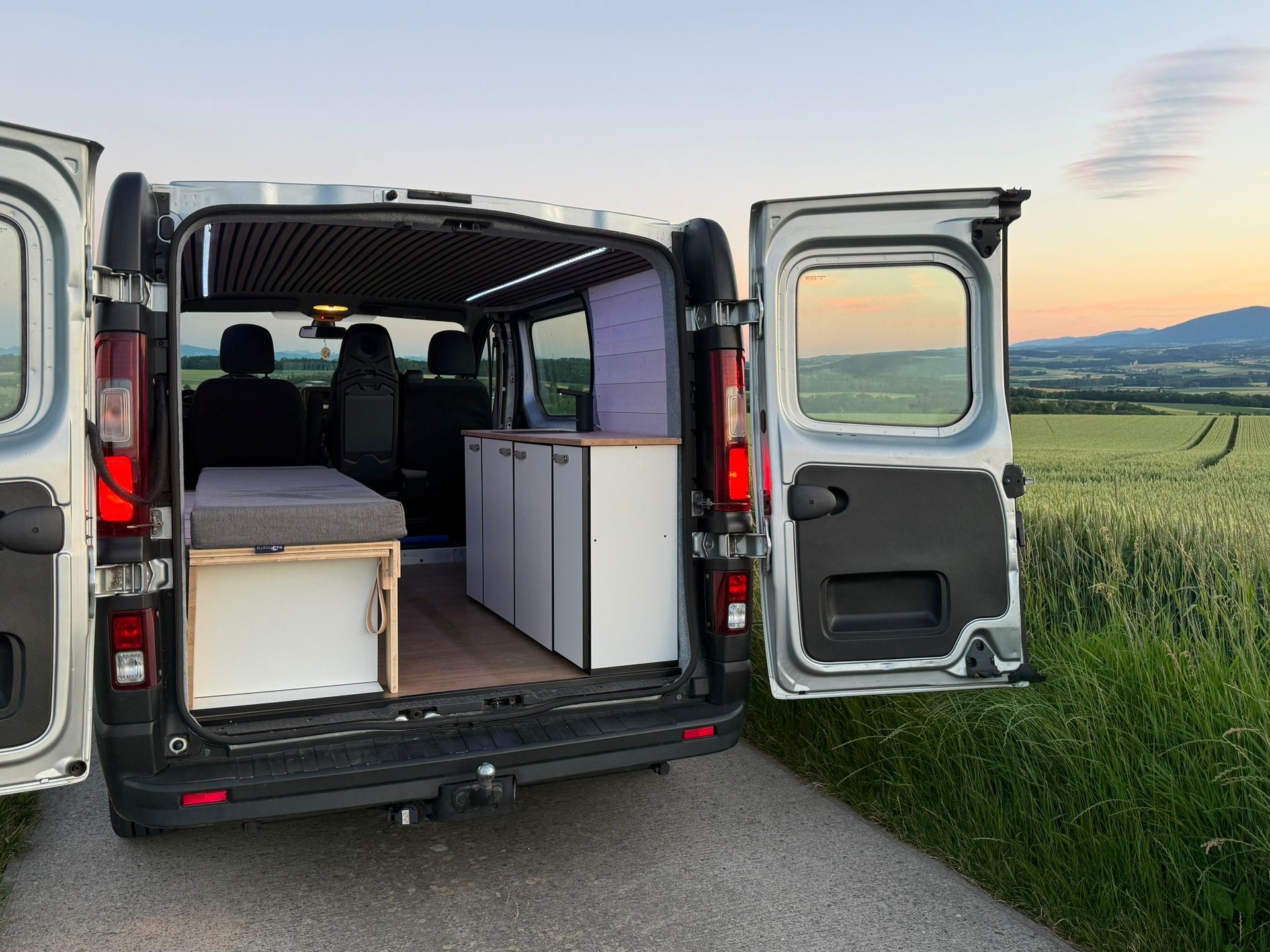 OPEL Vivaro 1.6 BiTurbo CDTI ecoFLEX 2.9t L1H1-image-9