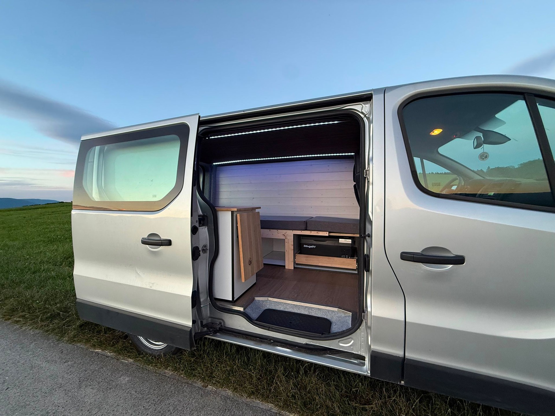 OPEL Vivaro 1.6 BiTurbo CDTI ecoFLEX 2.9t L1H1-image-3