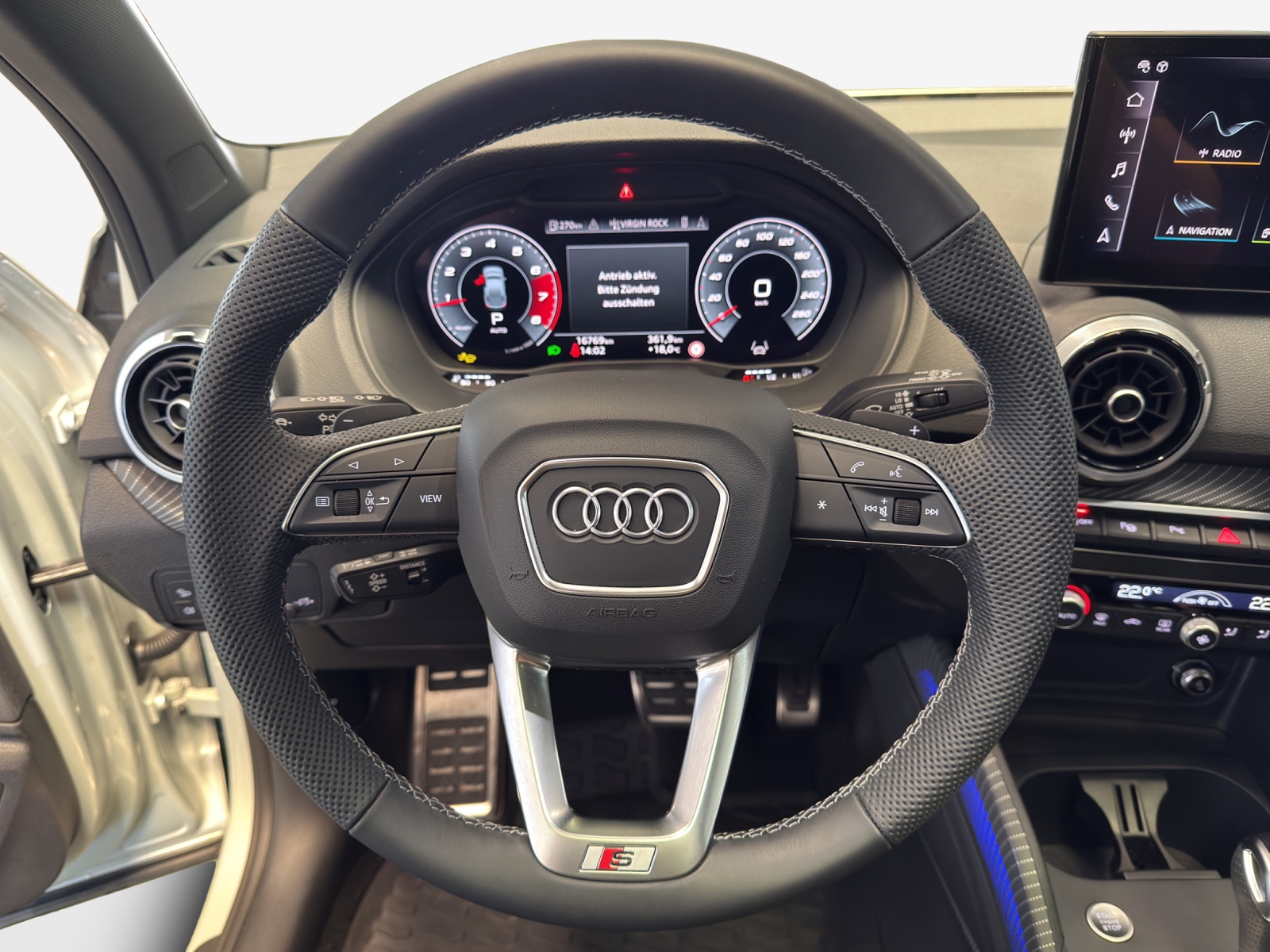 AUDI Q2 40 TFSI S line Attraction quattro S-tronic-image-9