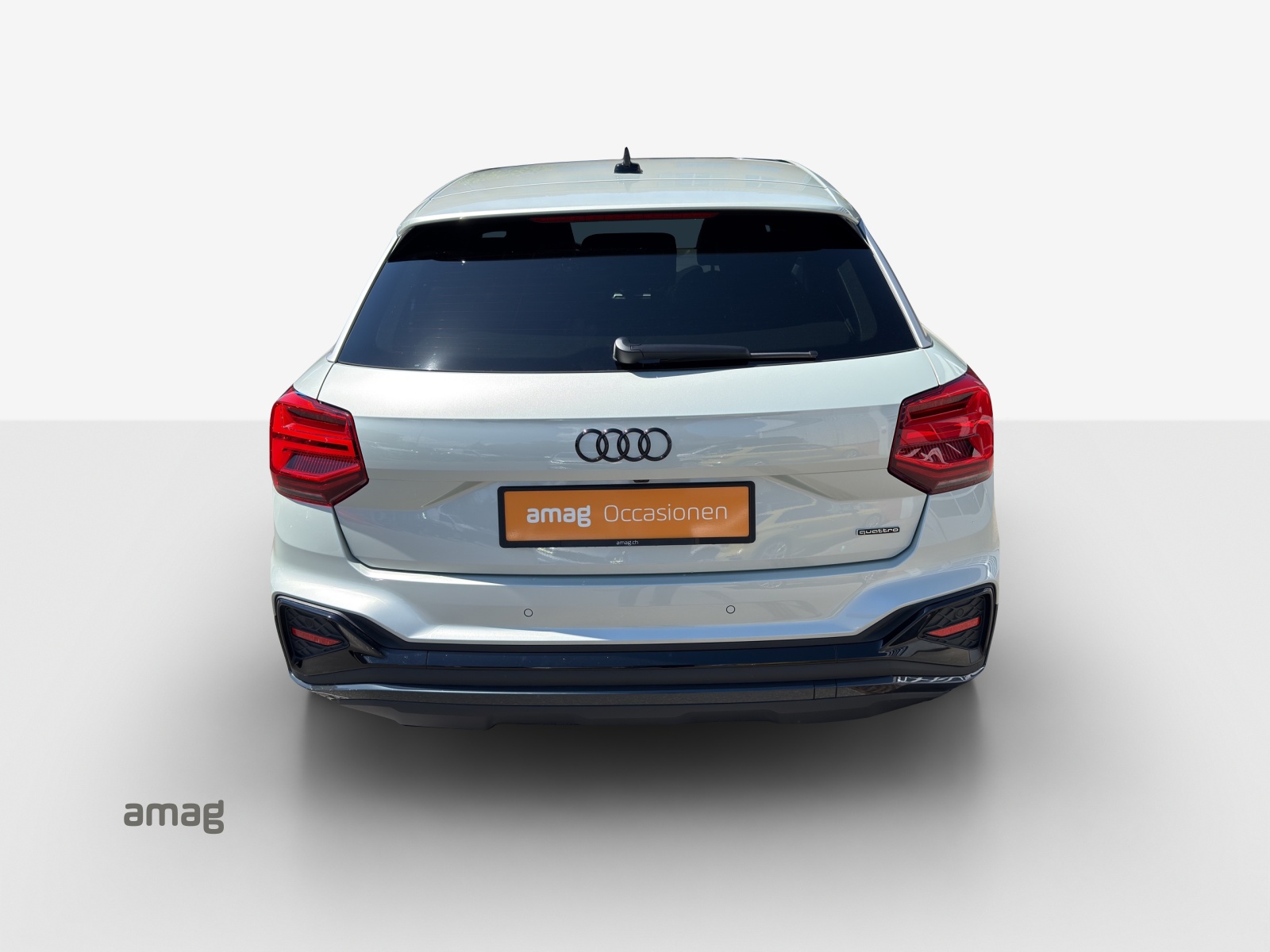 AUDI Q2 40 TFSI S line Attraction quattro S-tronic-image-3