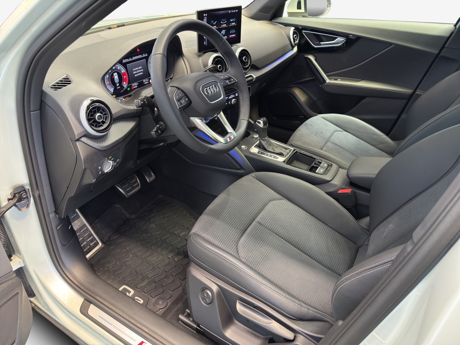 AUDI Q2 40 TFSI S line Attraction quattro S-tronic-image-7