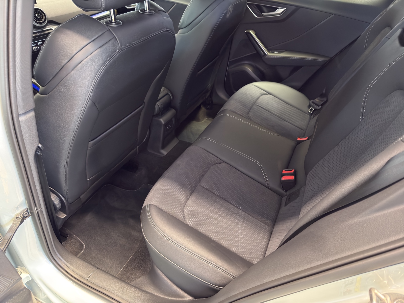 AUDI Q2 40 TFSI S line Attraction quattro S-tronic-image-11