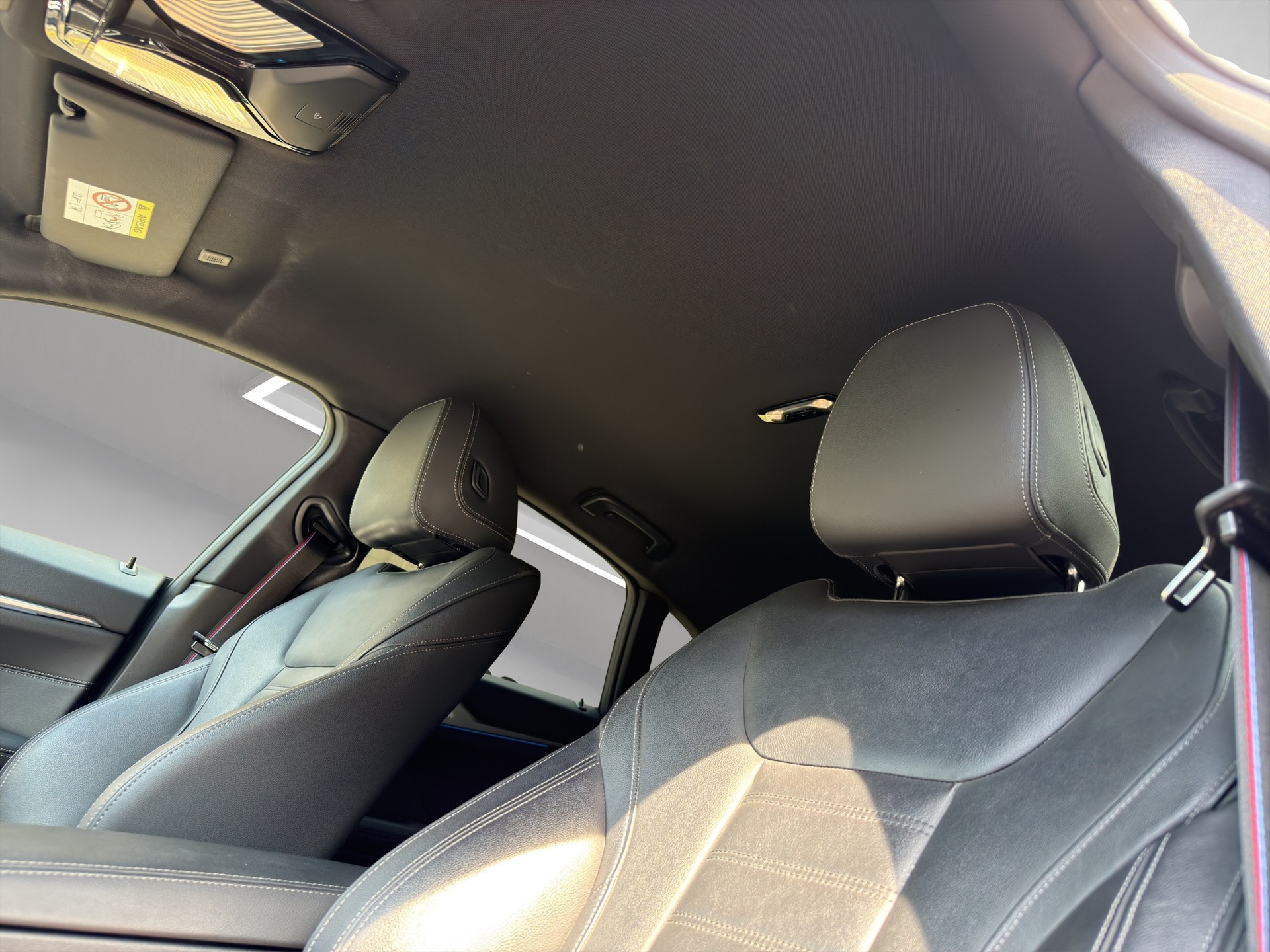 BMW i4 eDrive 40 M Sport Pro-image-12