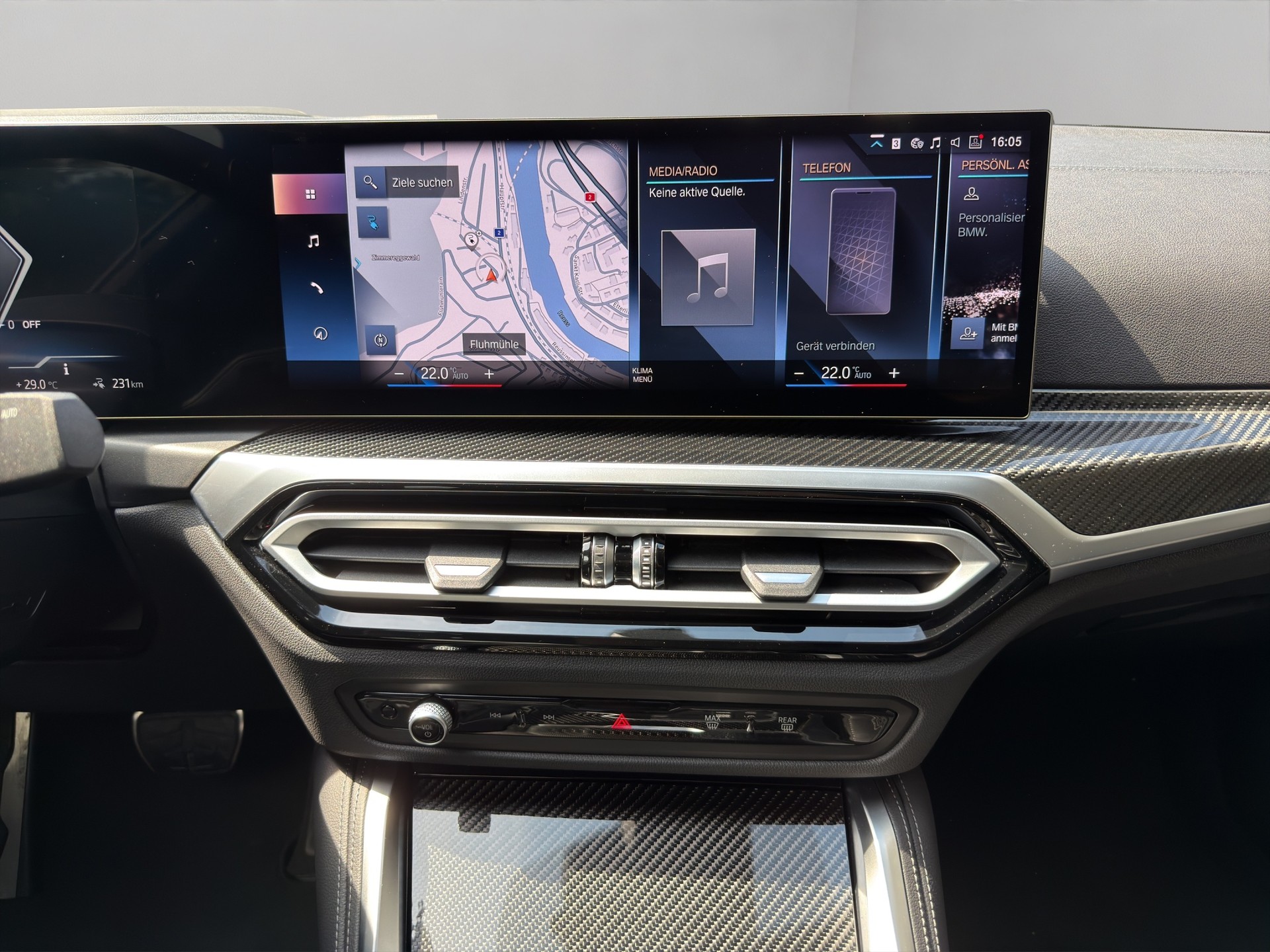 BMW i4 eDrive 40 M Sport Pro-image-17