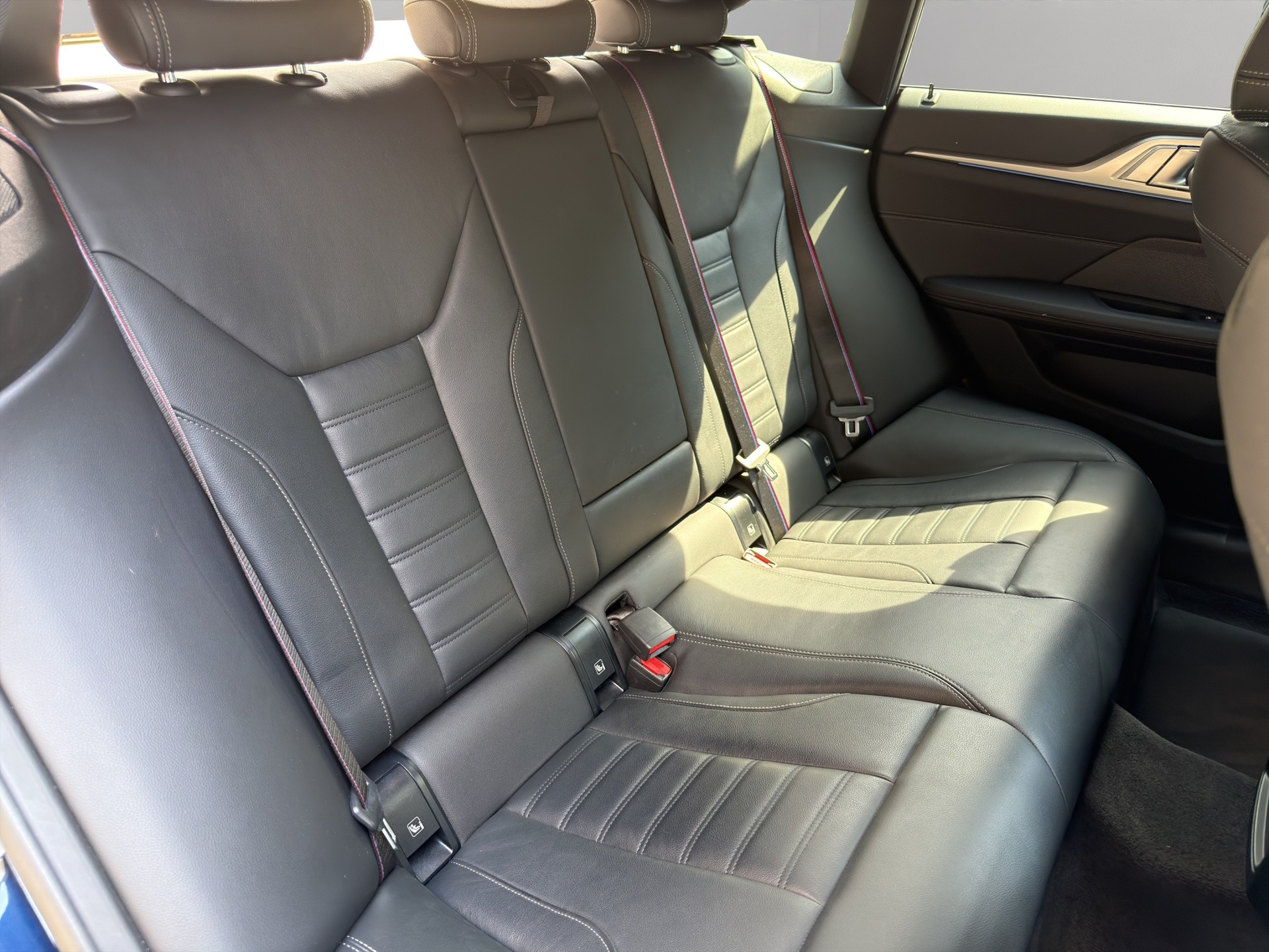 BMW i4 eDrive 40 M Sport Pro-image-21