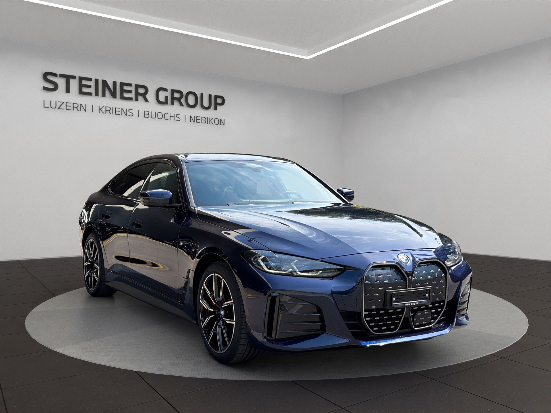 BMW i4 eDrive 40 M Sport Pro-image-3