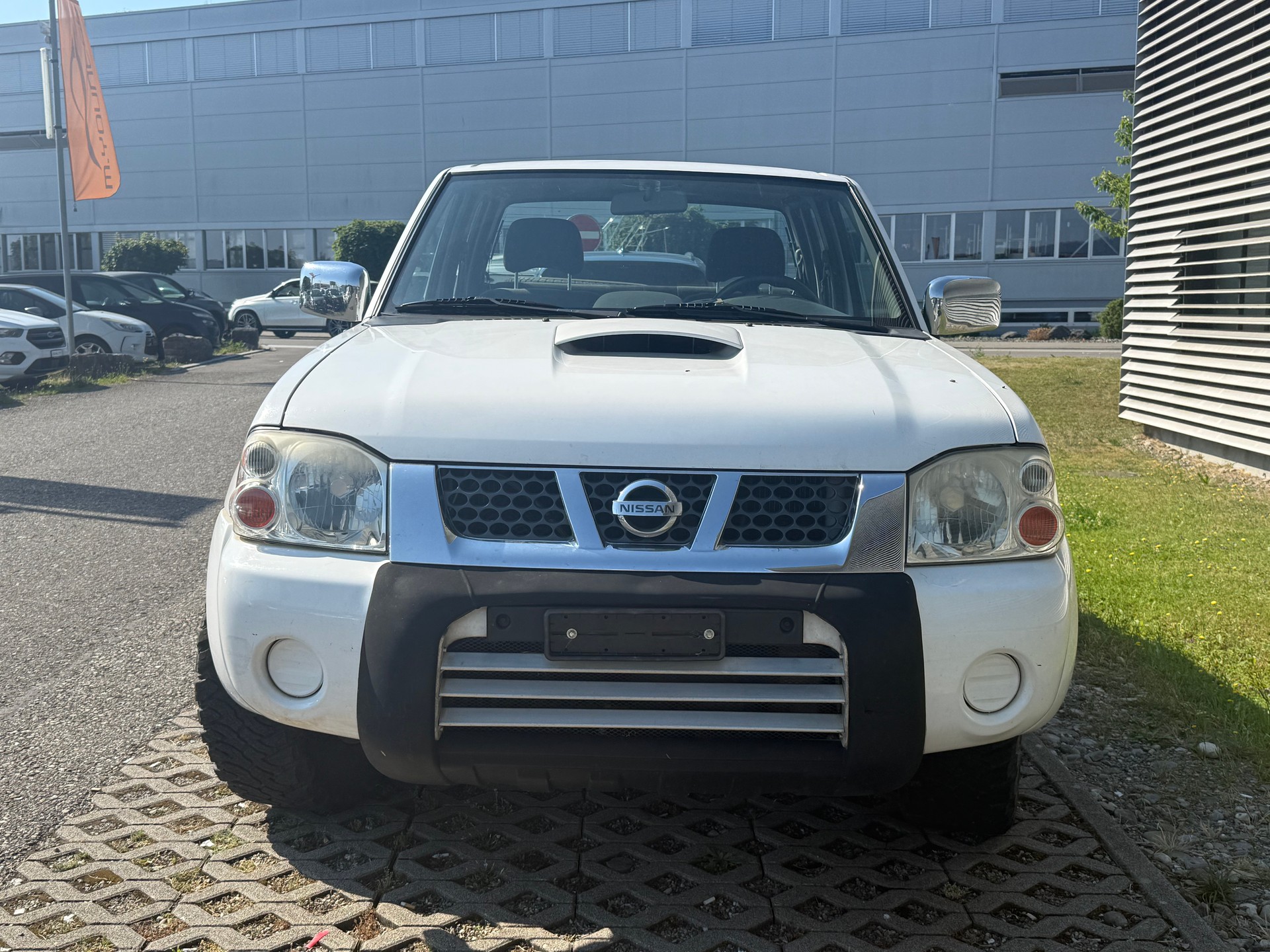 NISSAN Double Cab Navara 2.5 Di 4x4-image-1