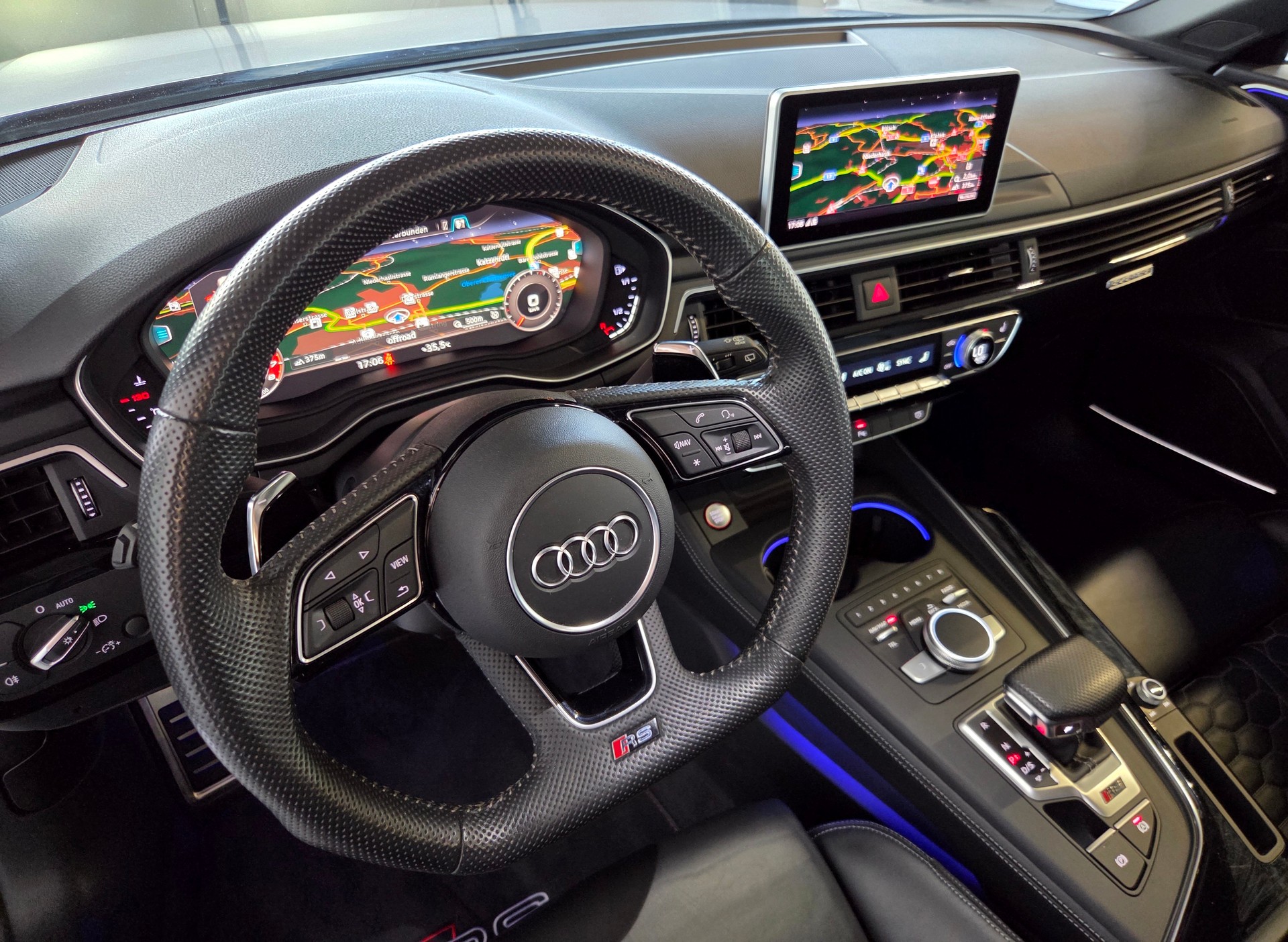AUDI RS4 Avant 2.9 V6 TFSI quattro T-Tronic-image-11