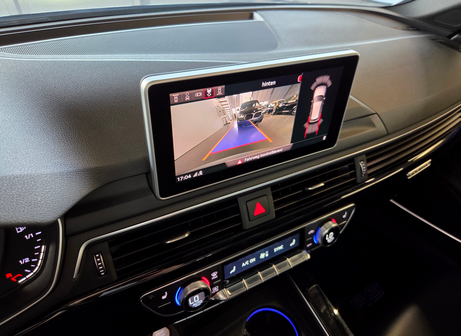 AUDI RS4 Avant 2.9 V6 TFSI quattro T-Tronic-image-5