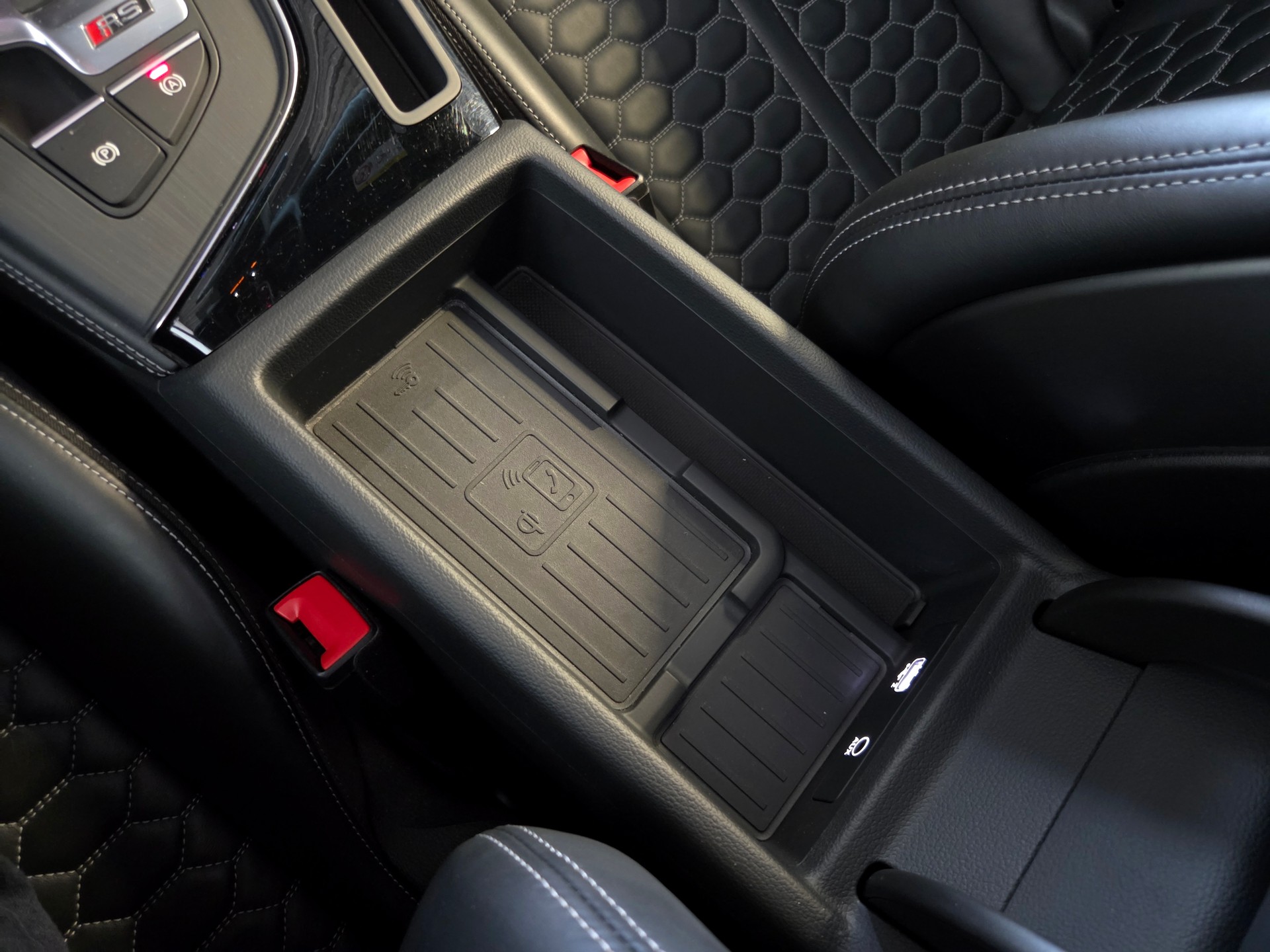 AUDI RS4 Avant 2.9 V6 TFSI quattro T-Tronic-image-14
