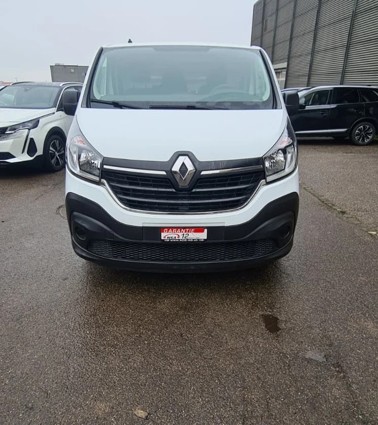 RENAULT Trafic 2.0 Energy dCi 120 3.0t Business L2H1 ** L2 H1 ** 3-Plätzer ** Klimaanlage ** Holz-Werkstatt-Einrichtung ** Modell 2022-image-1