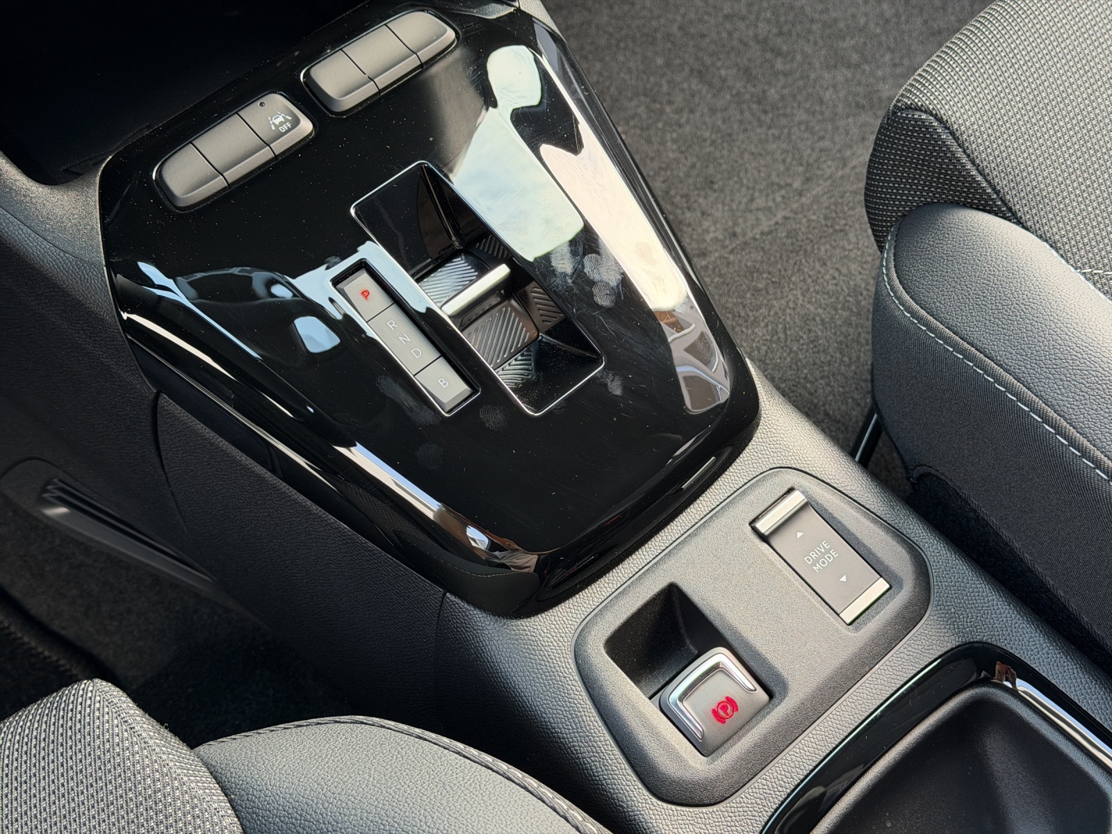 OPEL Corsa e GS - 51kWh-image-15
