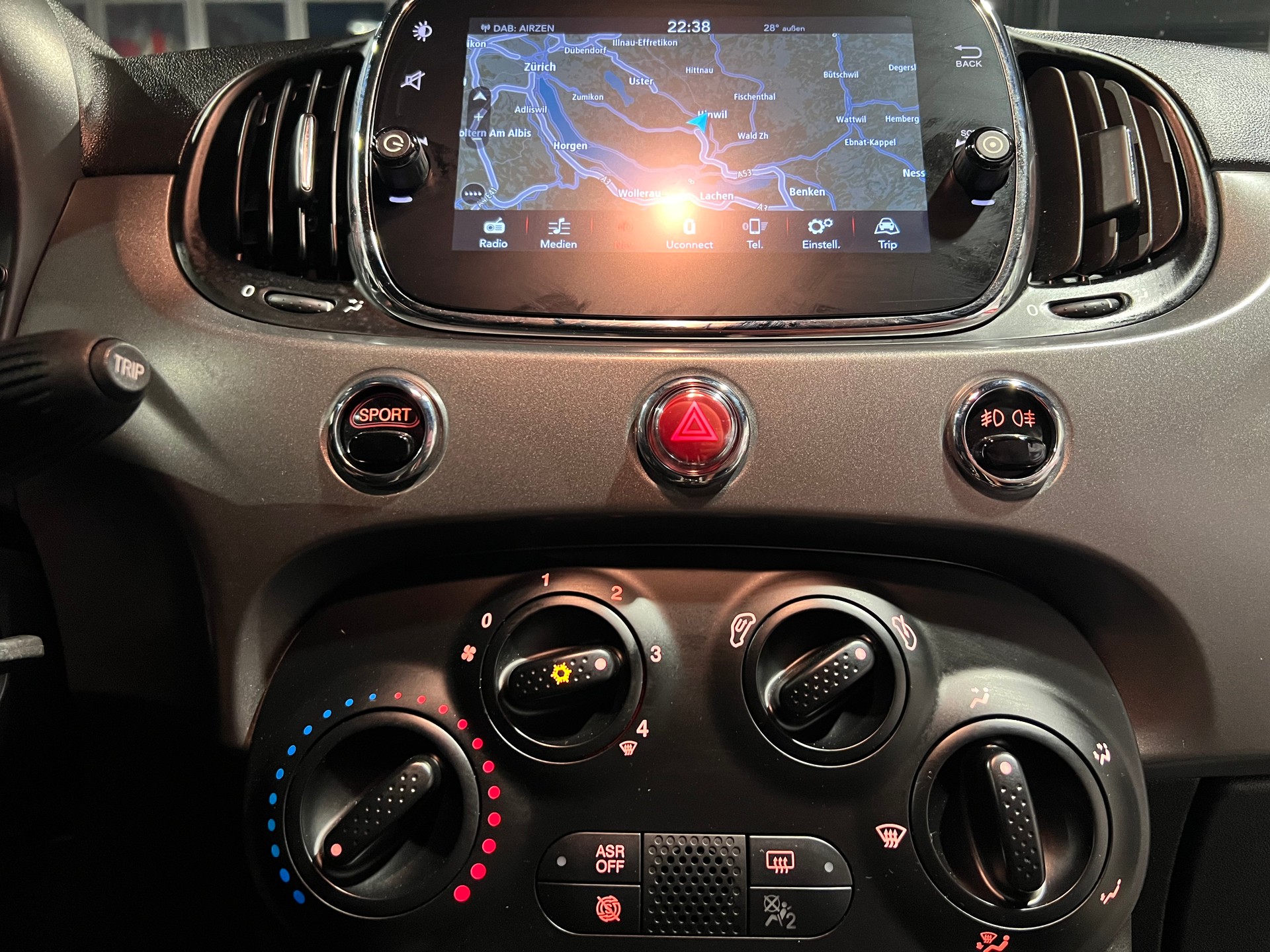 FIAT 500 0.9 Twinair Turbo Anniversario-image-15